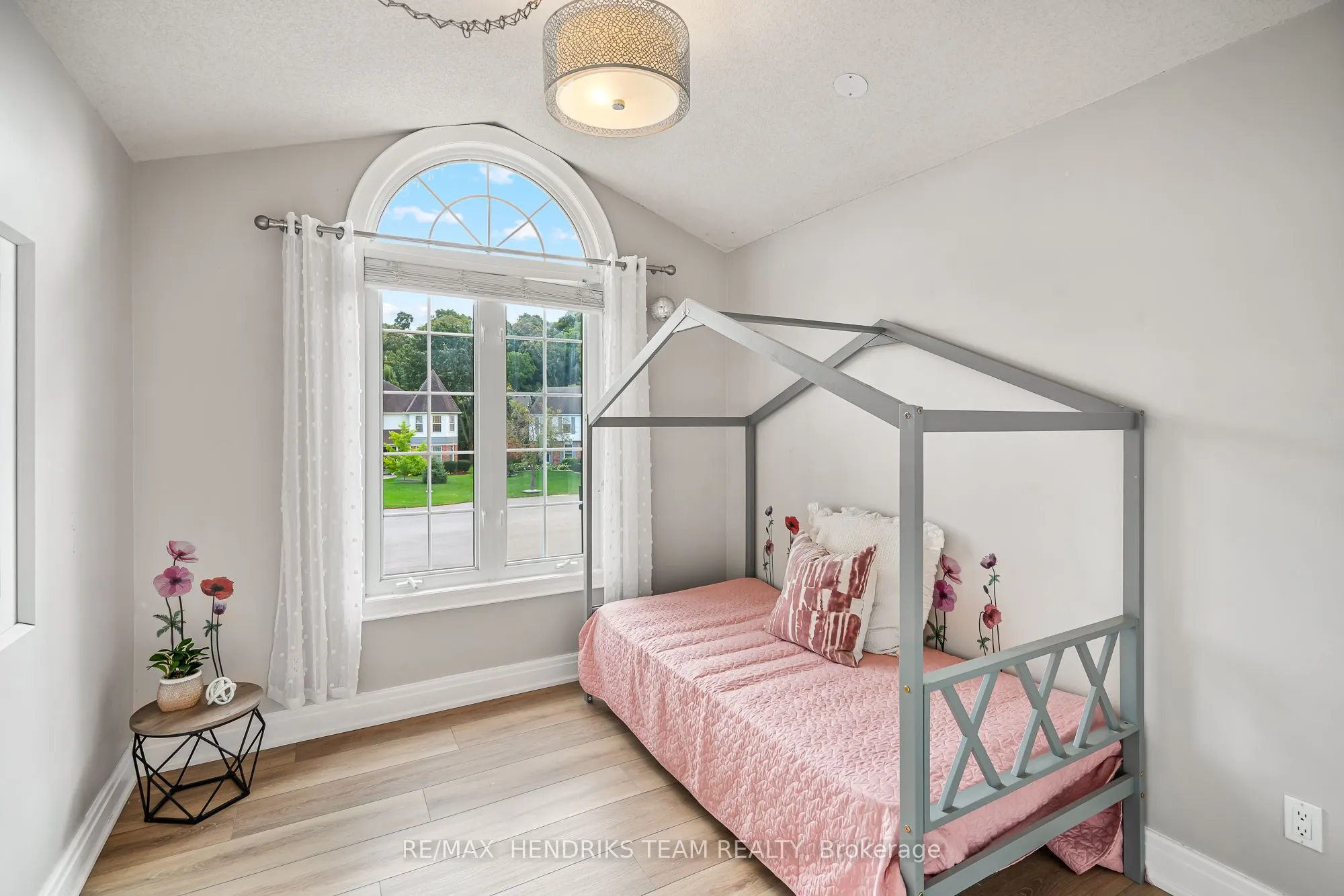 2905 Butler's Walk