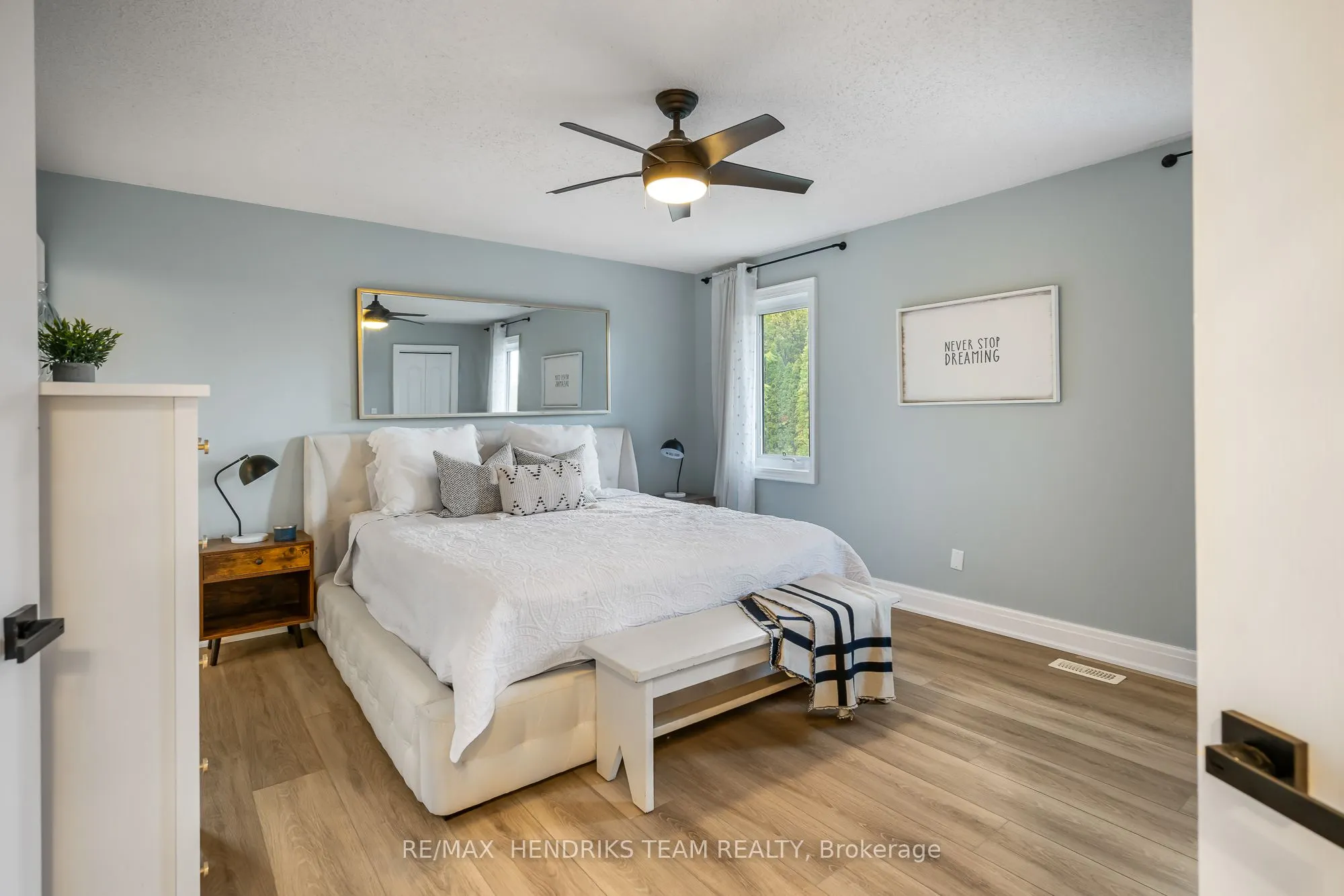 2905 Butler's Walk