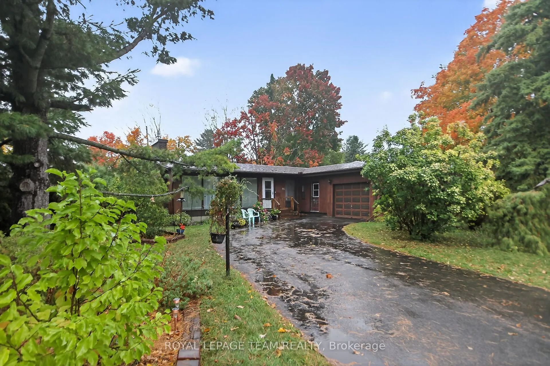 46 Quinpool Crescent