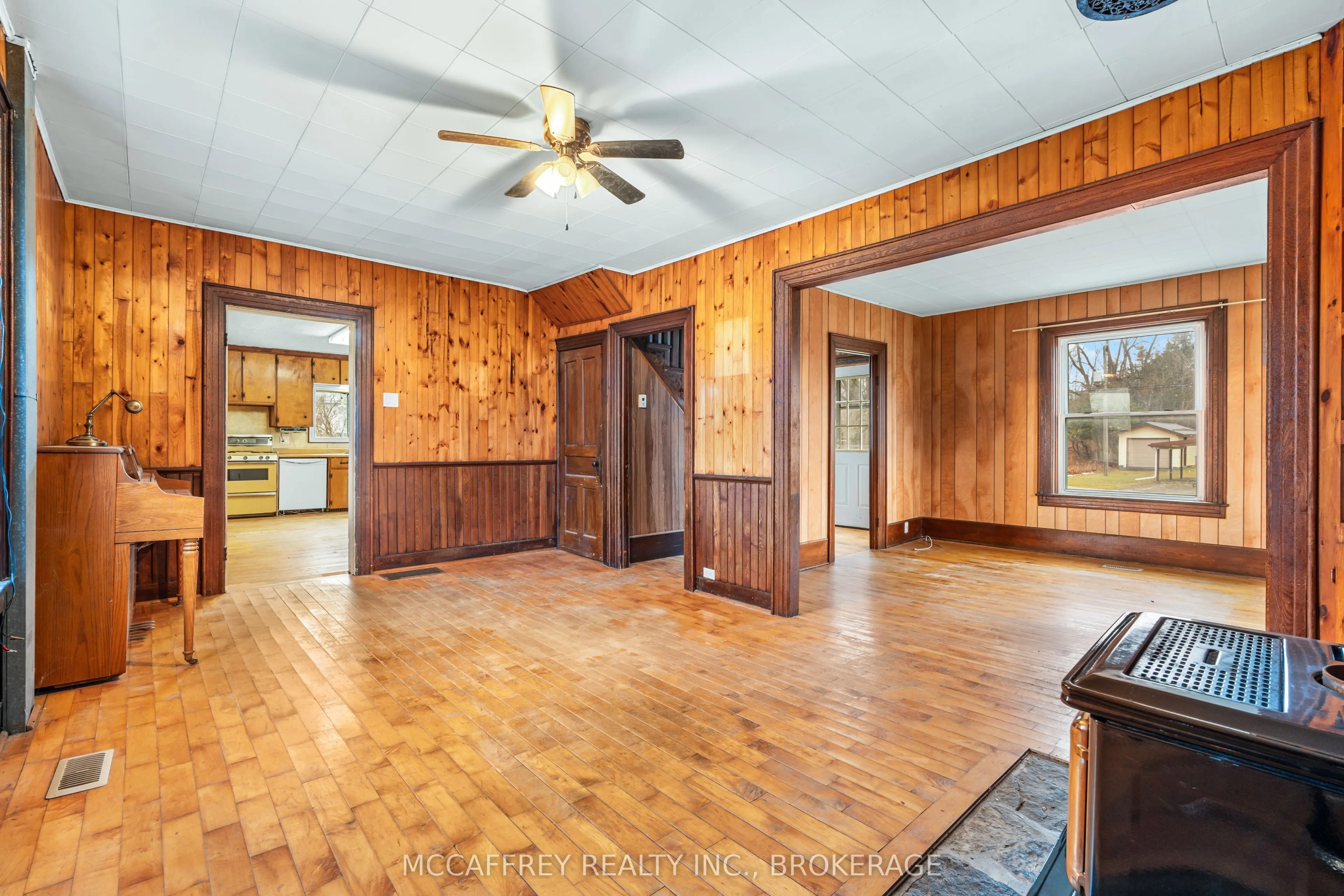 338 Burridge Road E
