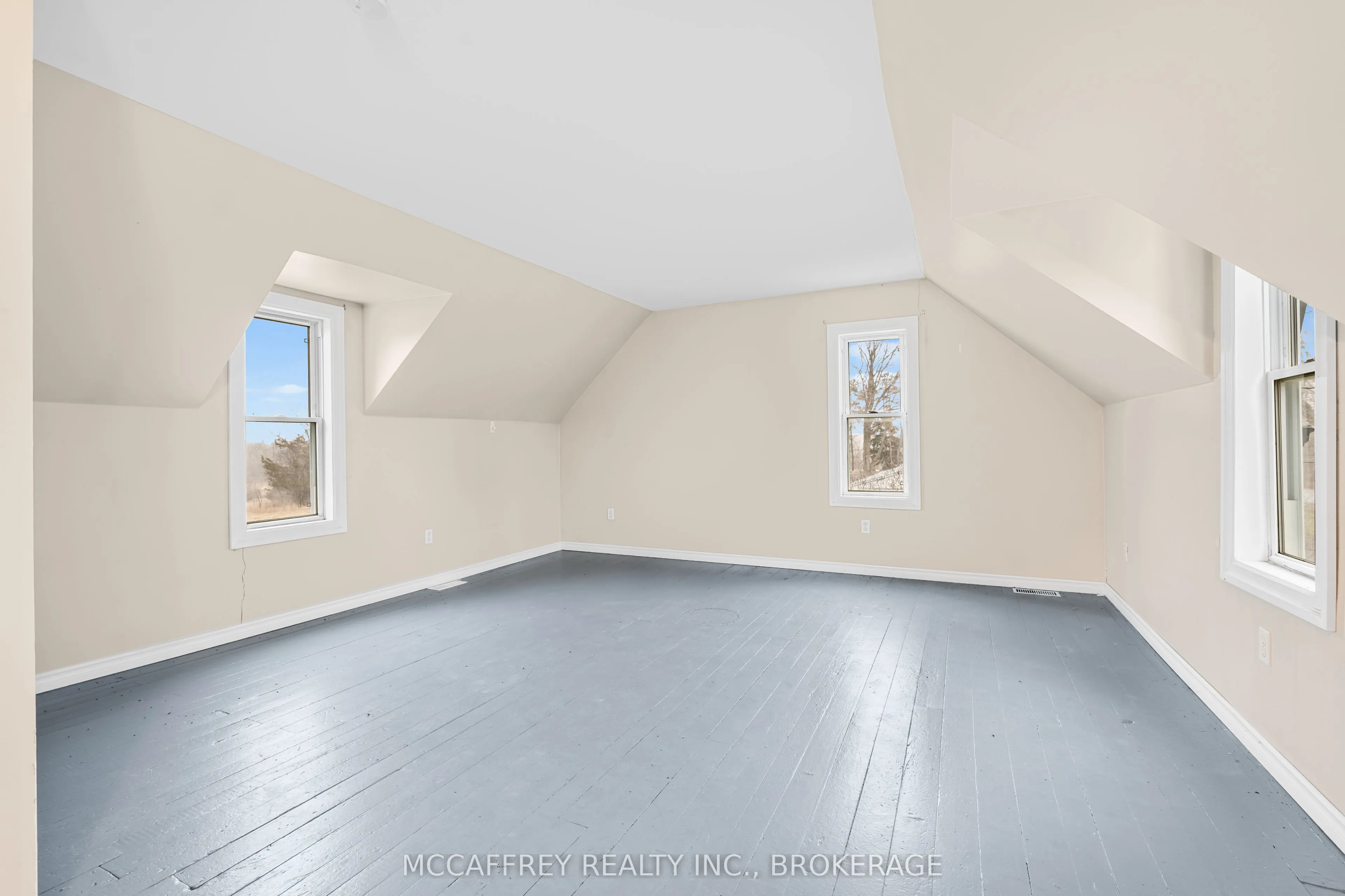 338 Burridge Road E
