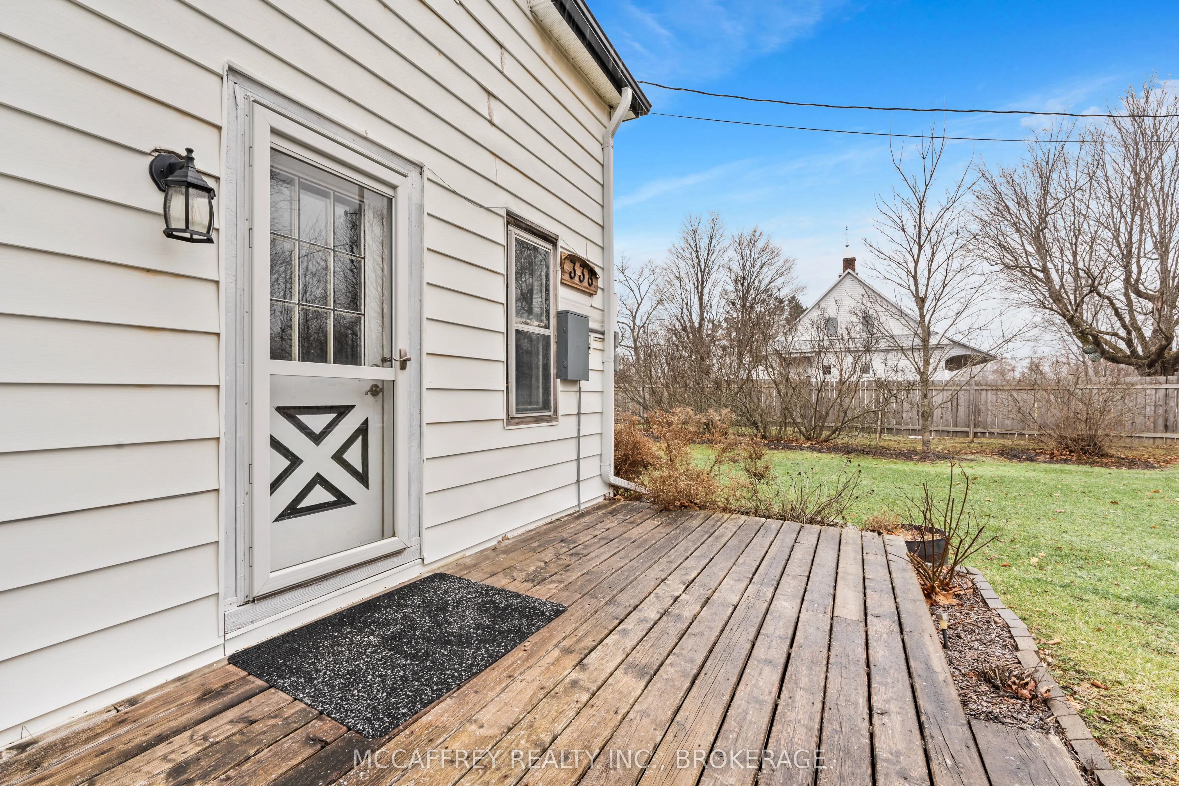 338 Burridge Road E