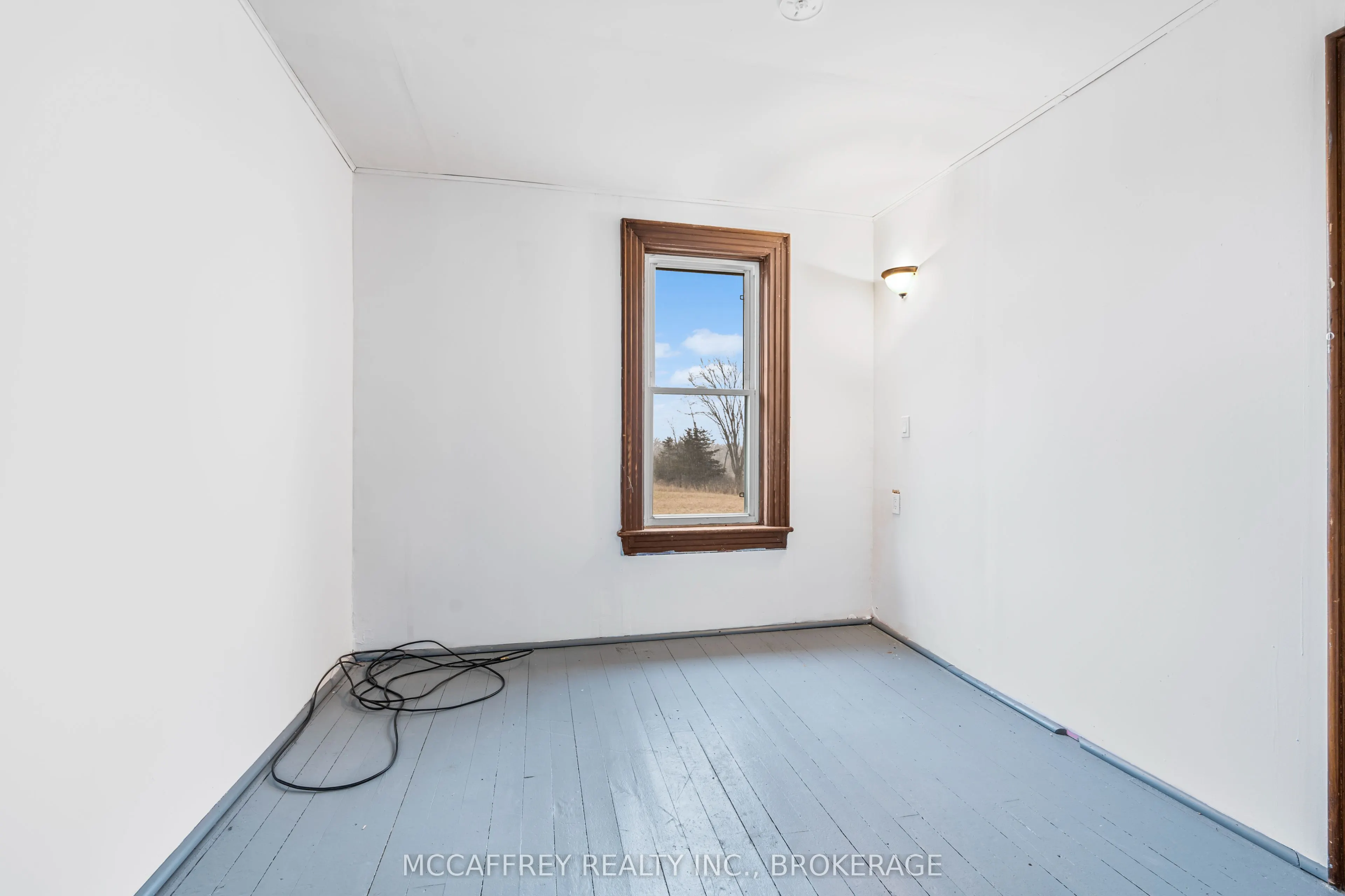 338 Burridge Road E