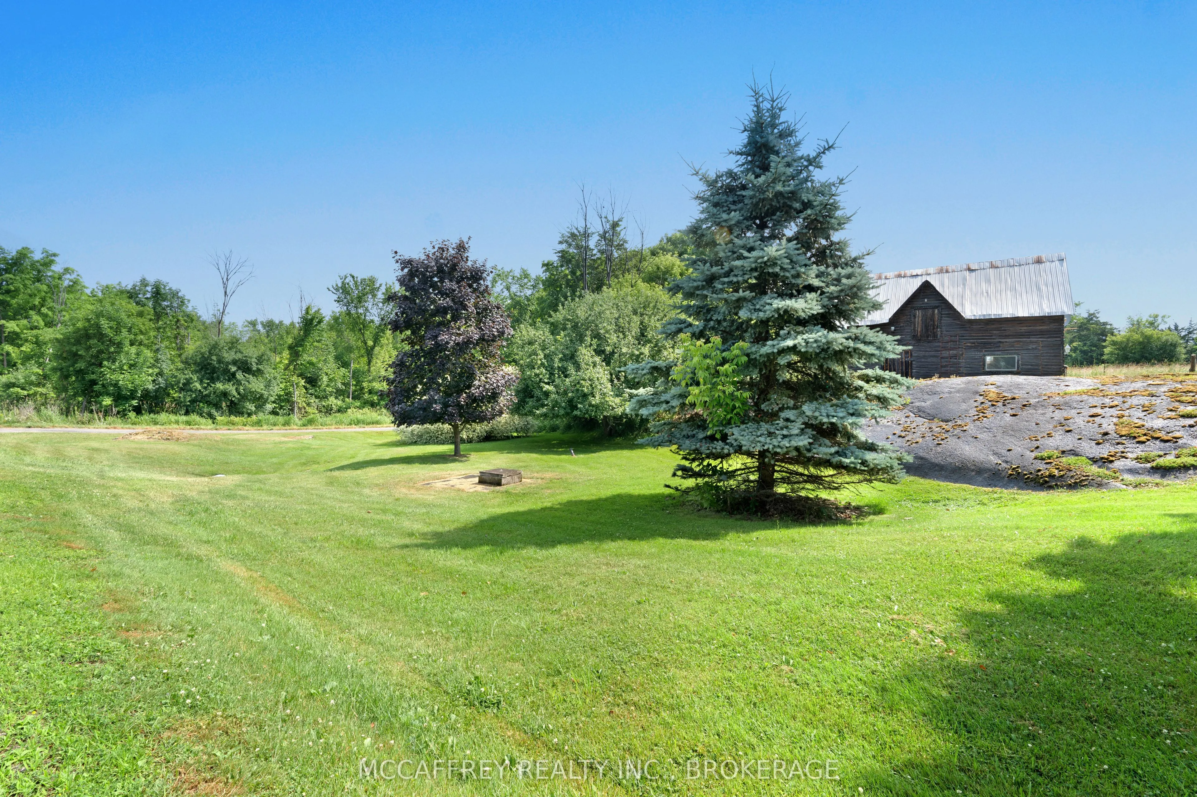 338 Burridge Road E