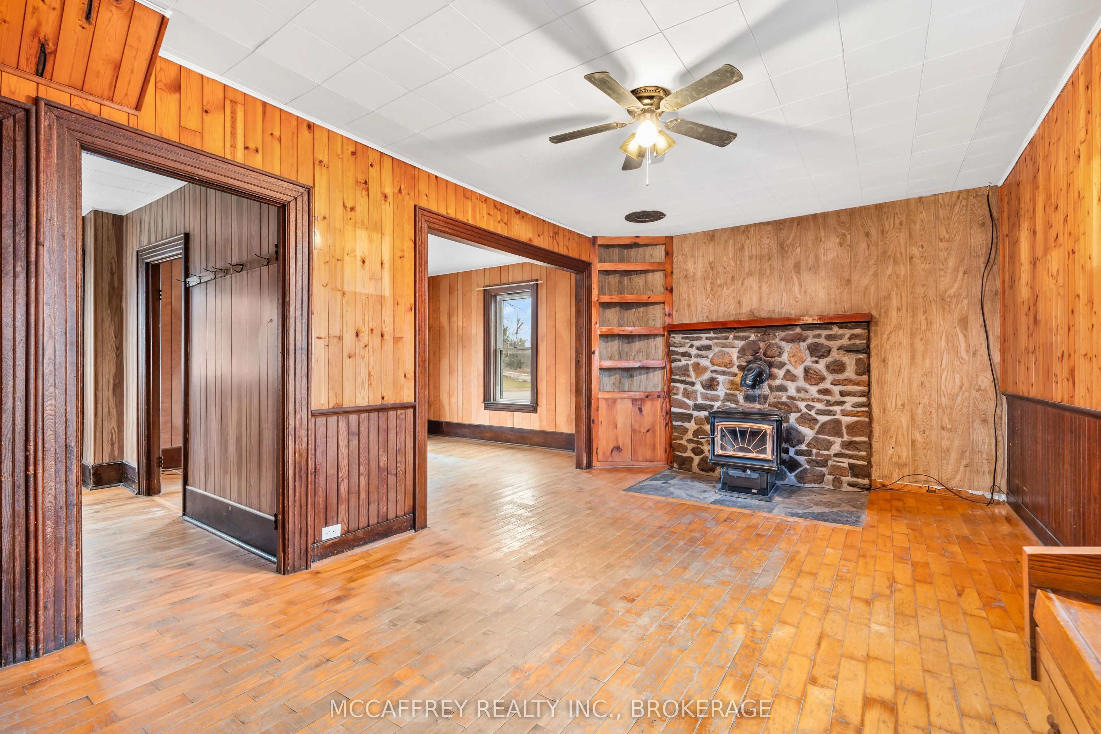 338 Burridge Road E
