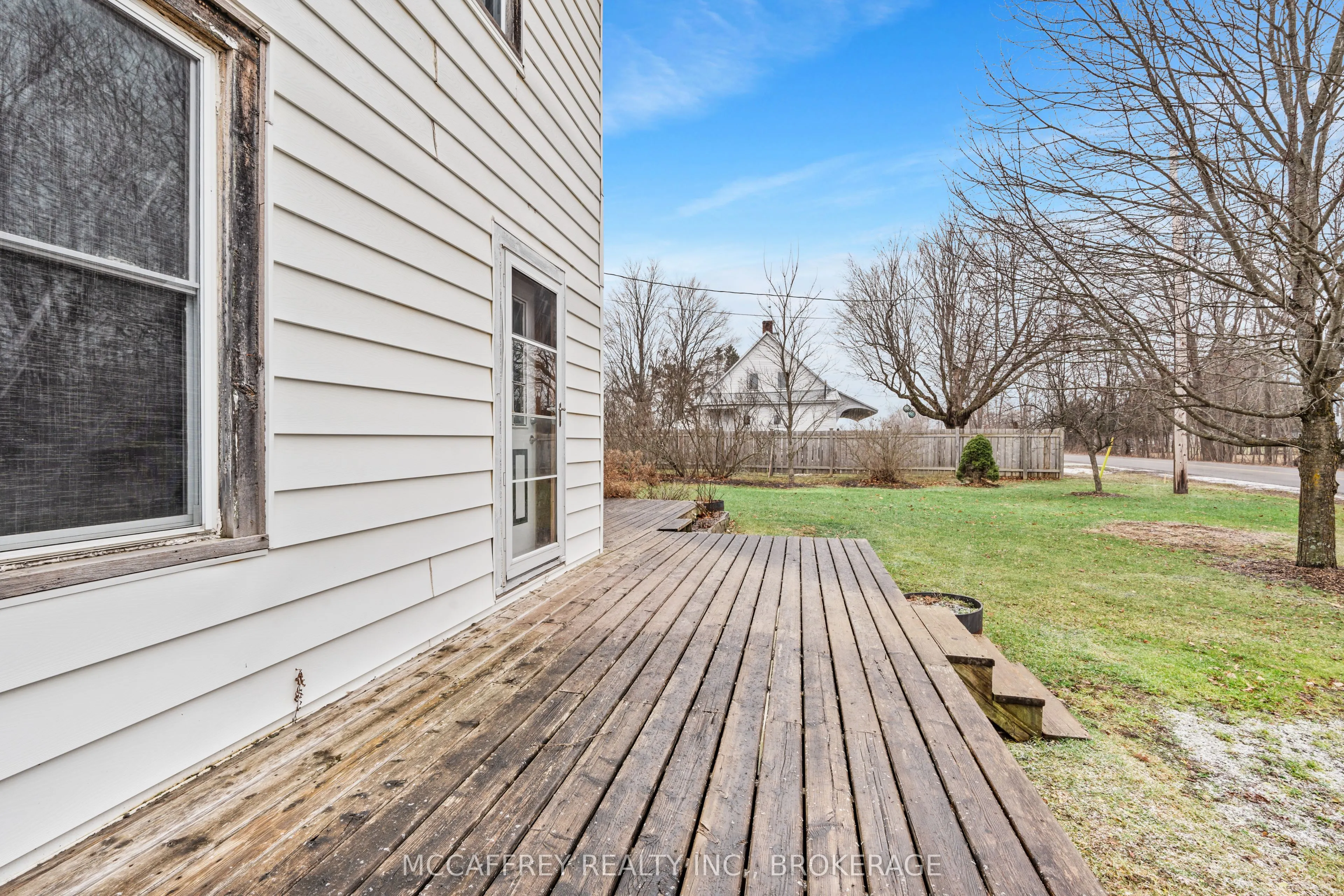 338 Burridge Road E
