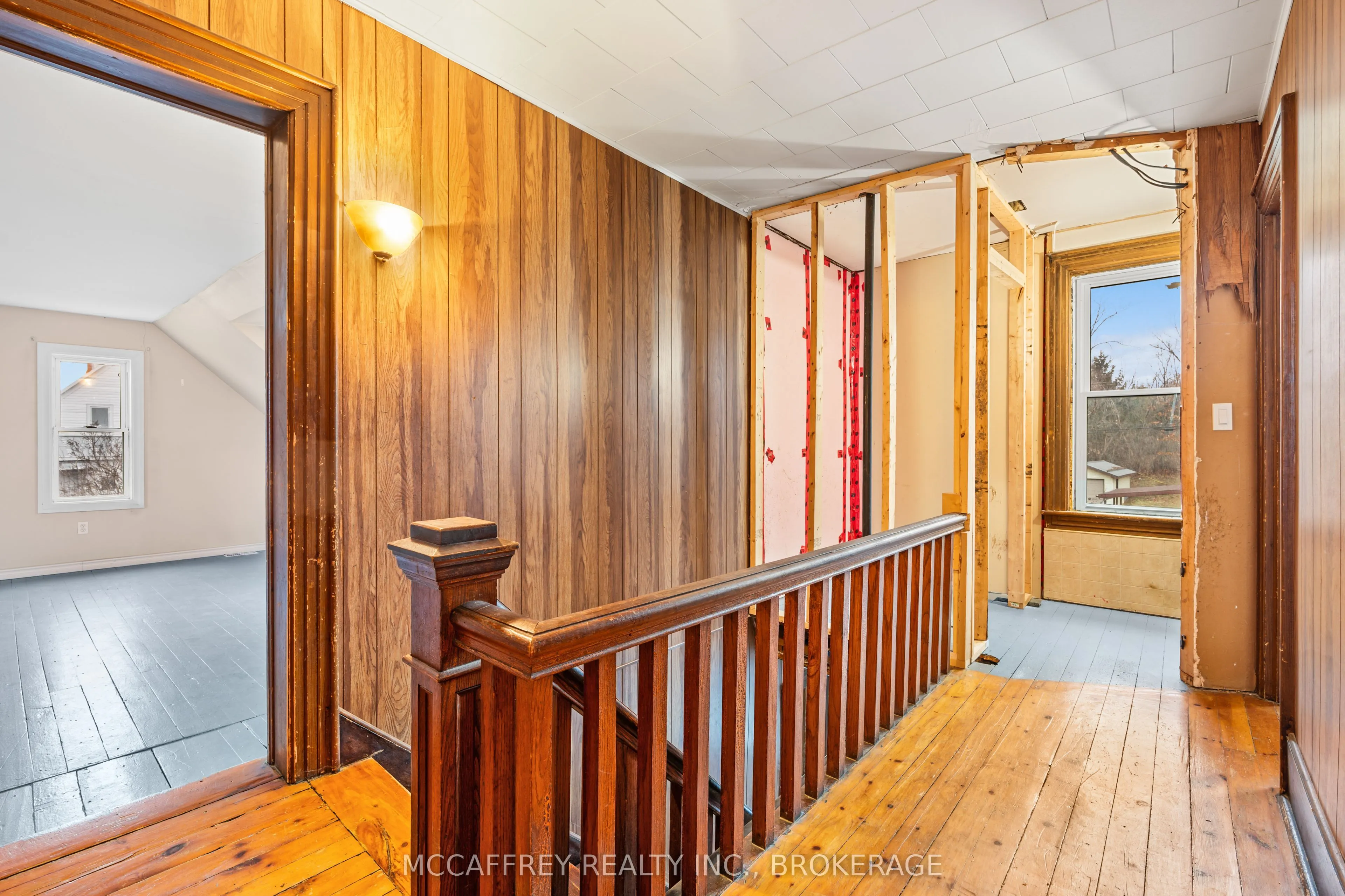 338 Burridge Road E