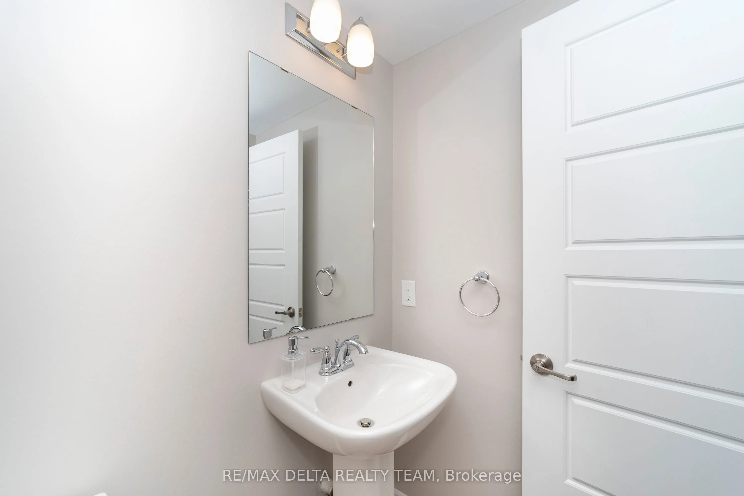 351 Sweetfern Crescent