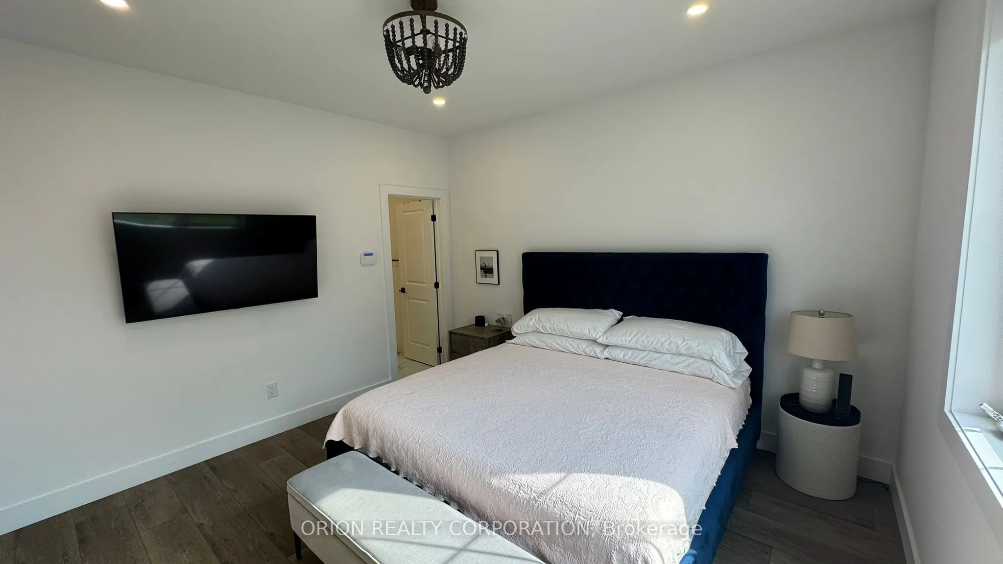 150 Black Willow Crescent