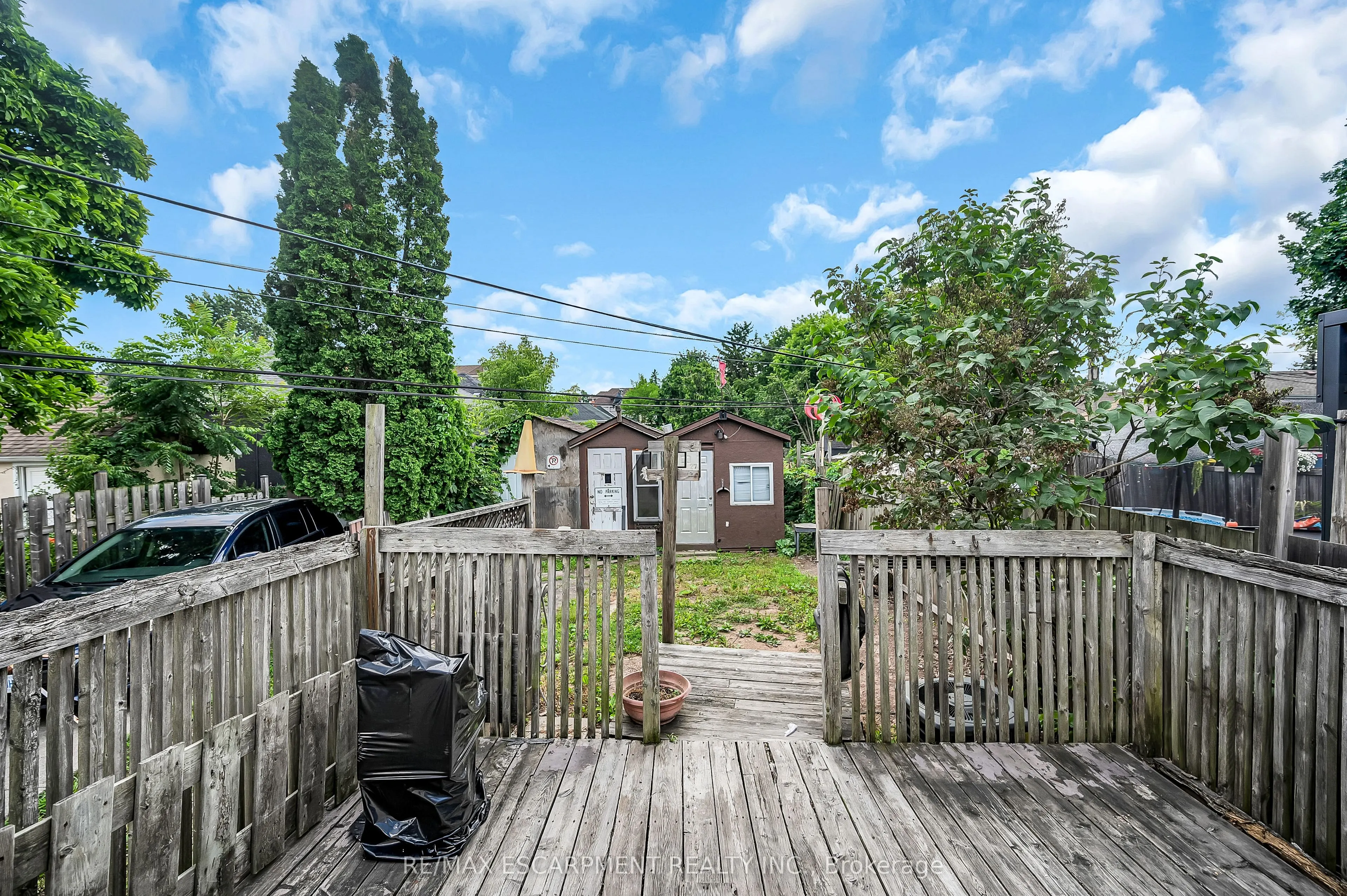 1256 Cannon Street E