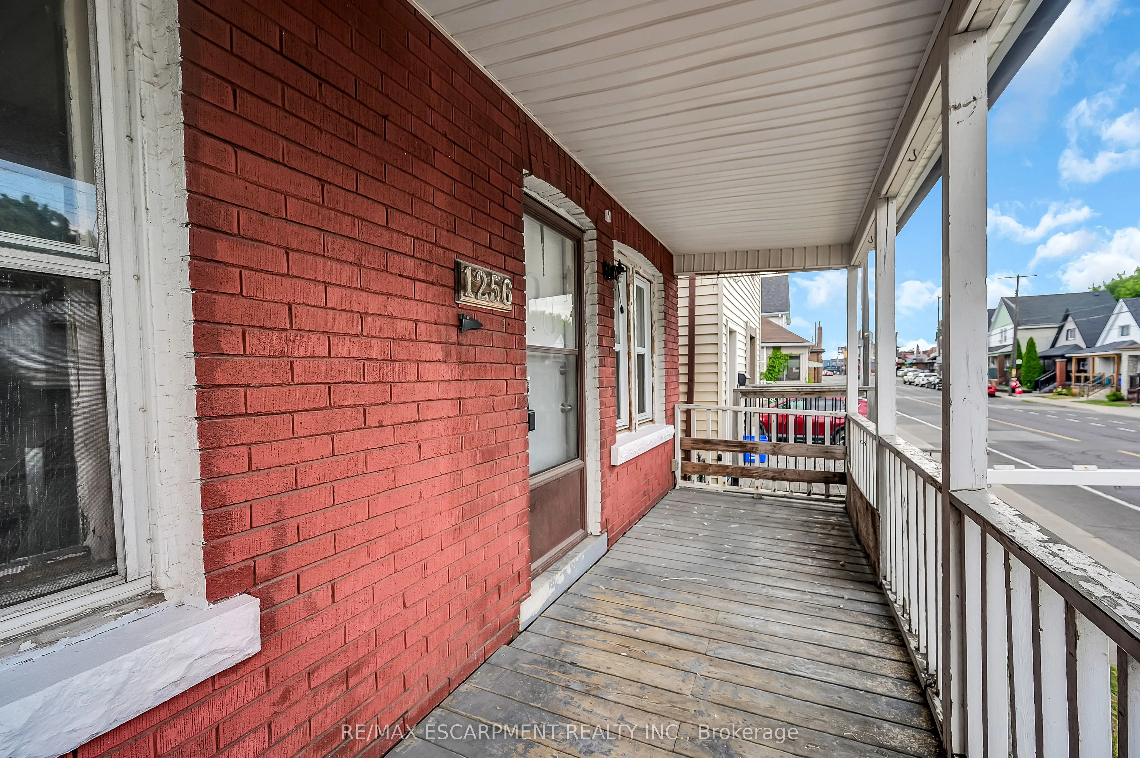1256 Cannon Street E