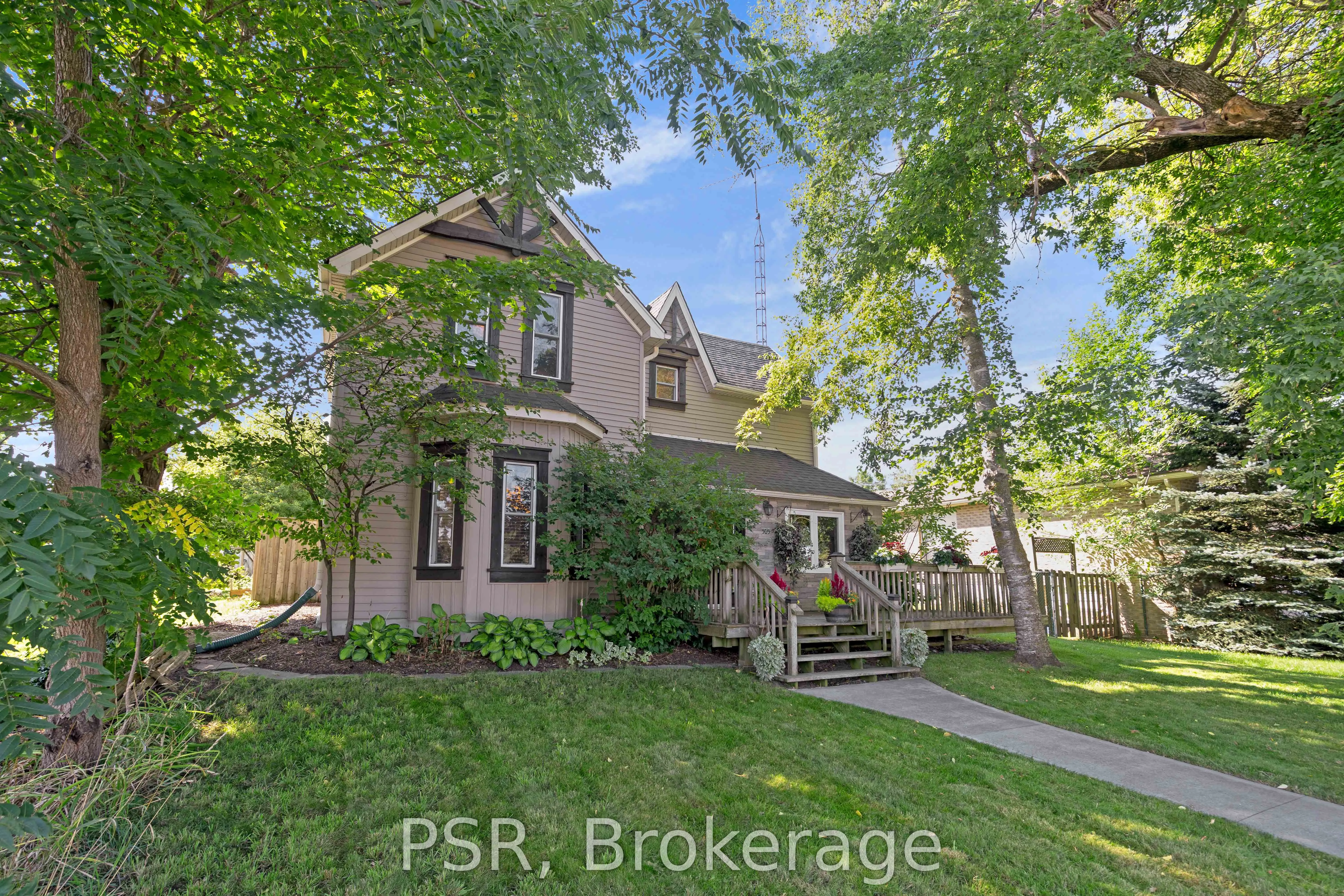 505 Main Street E
