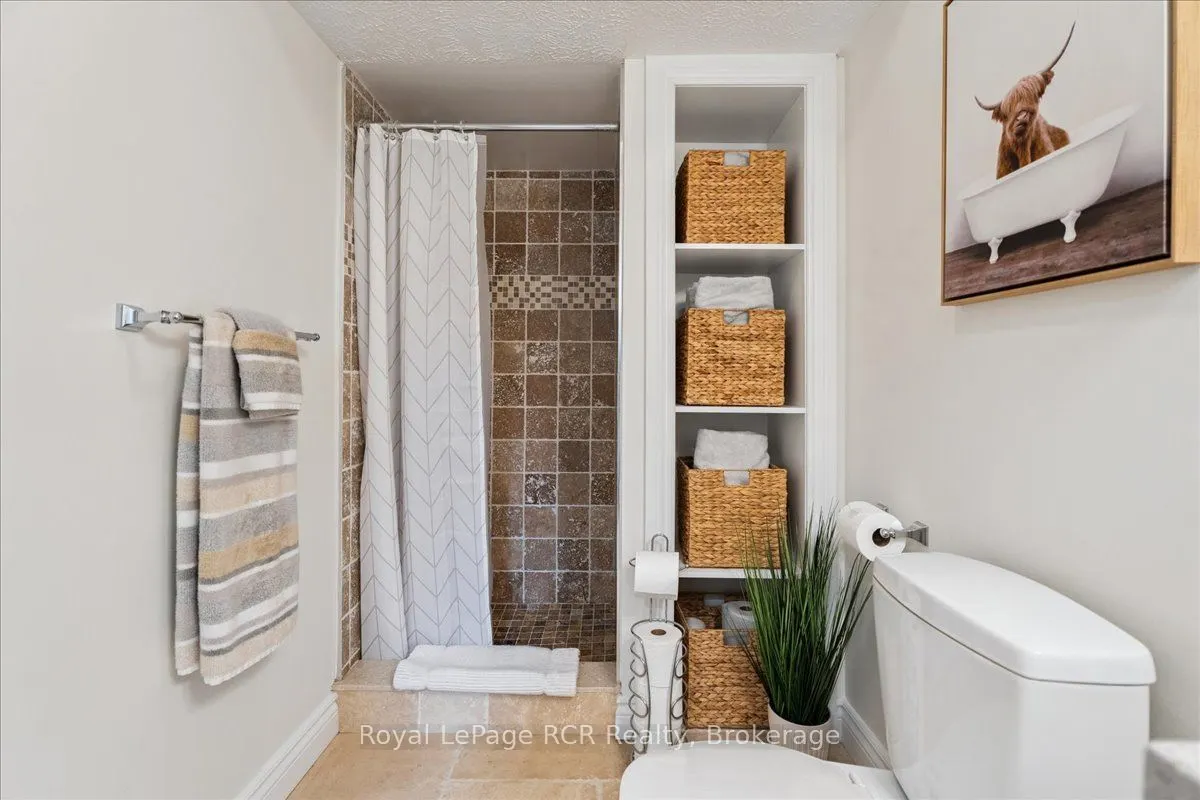 1807 8th Avenue W