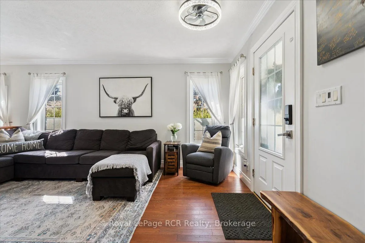 1807 8th Avenue W
