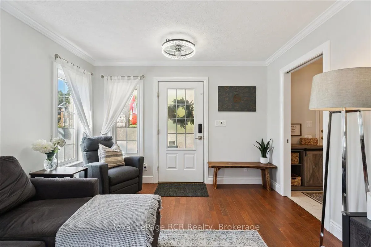 1807 8th Avenue W