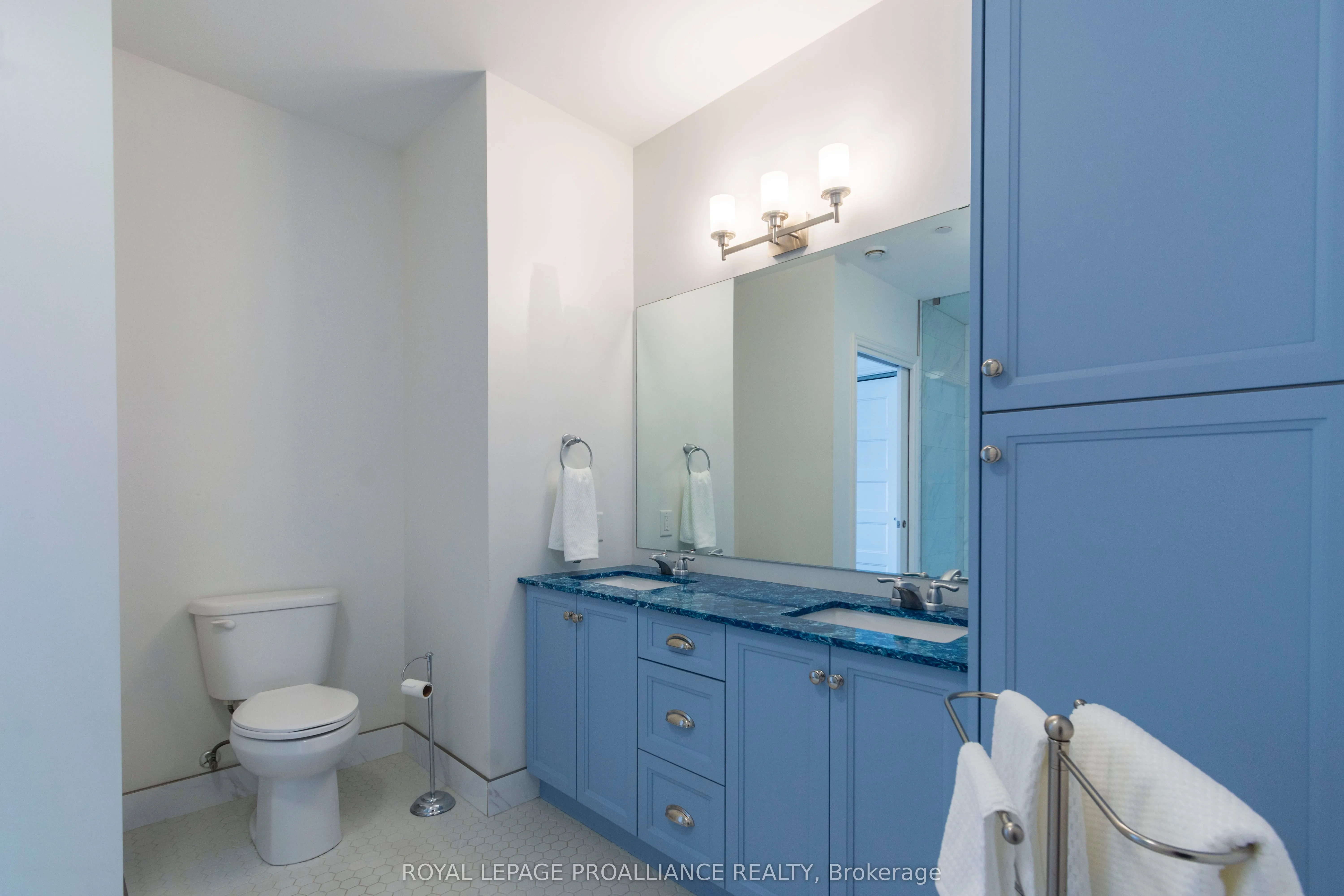 199 Front Street, #505