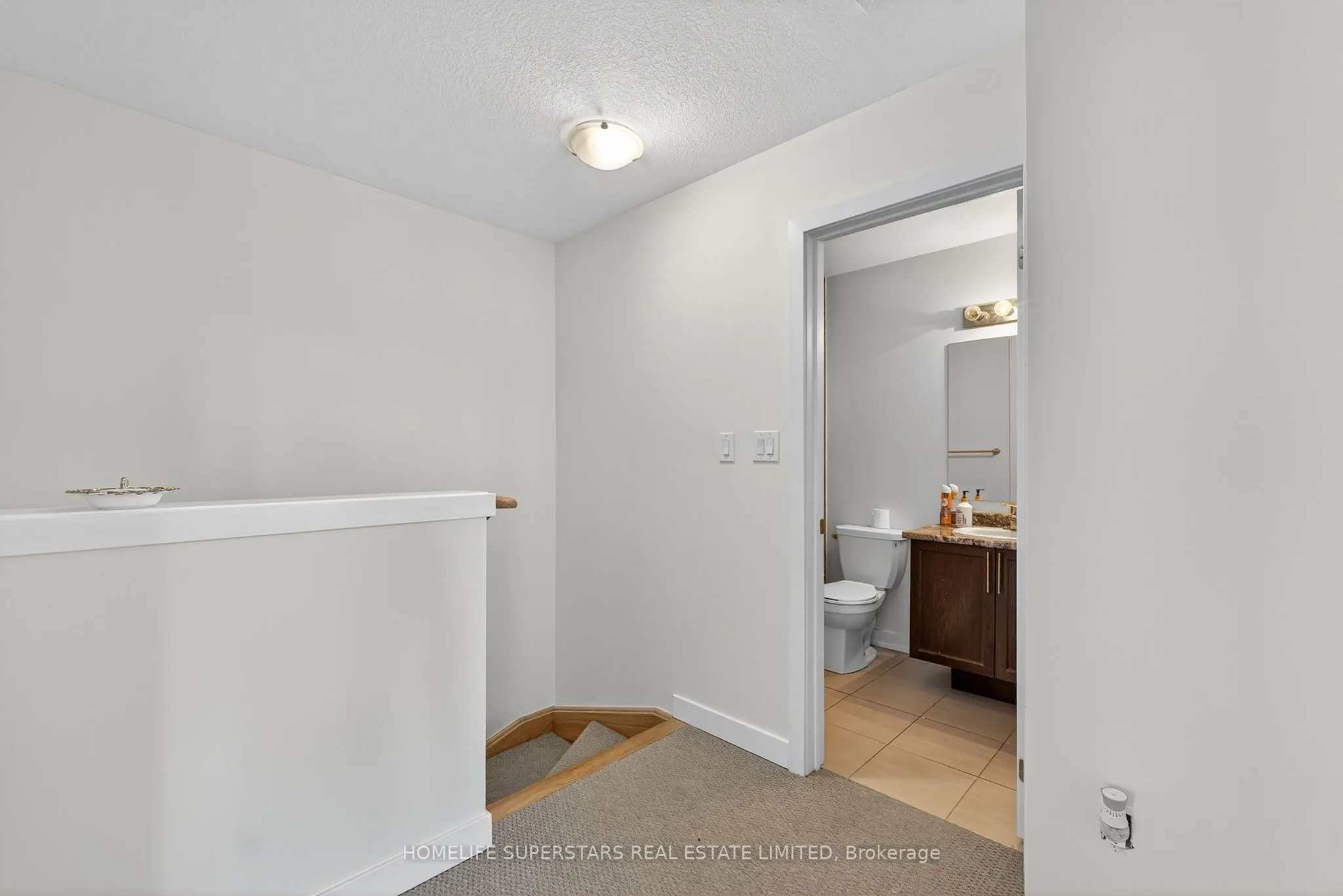 590 NORTH SERVICE Road, #130