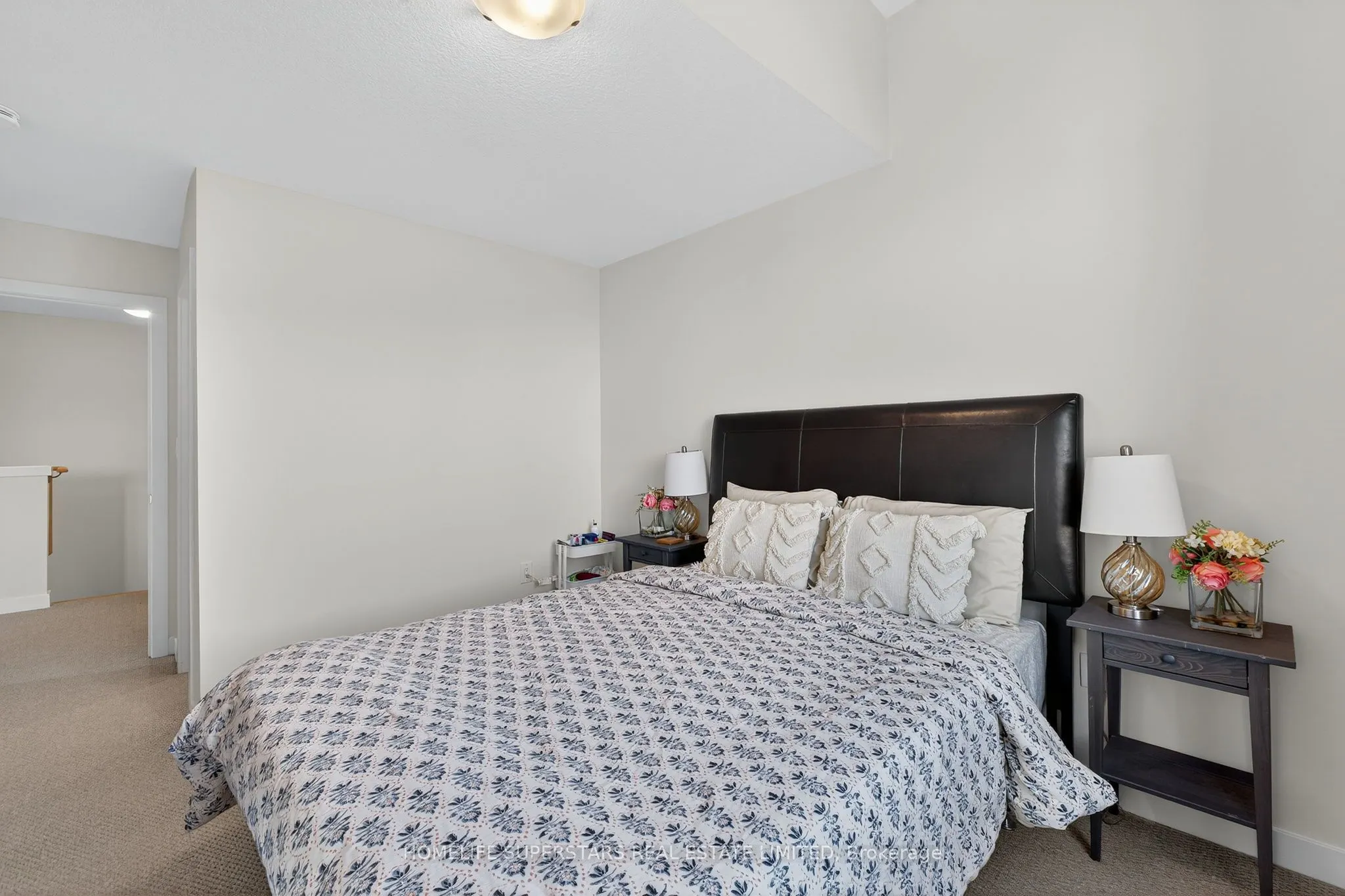 590 NORTH SERVICE Road, #130