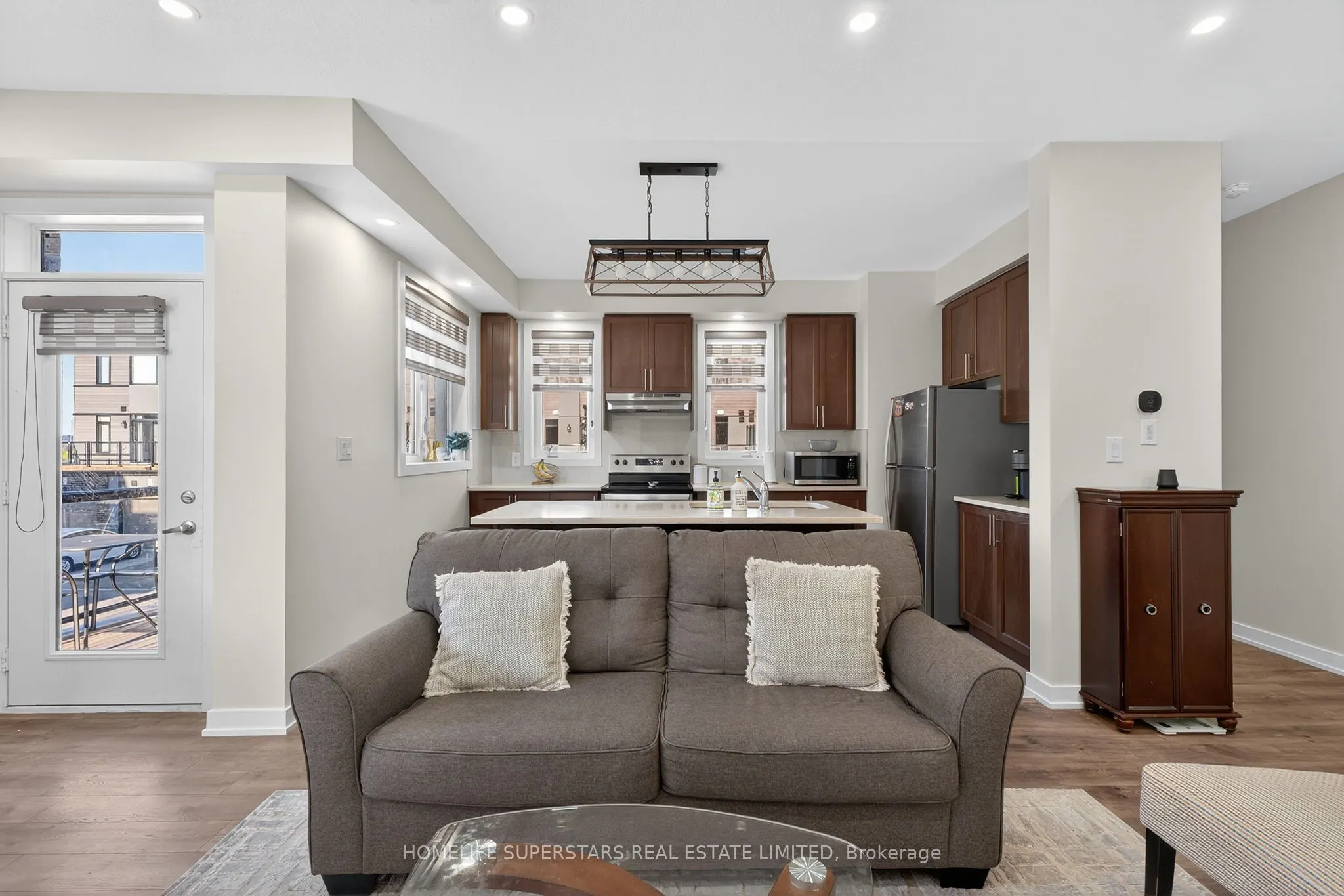 590 NORTH SERVICE Road, #130