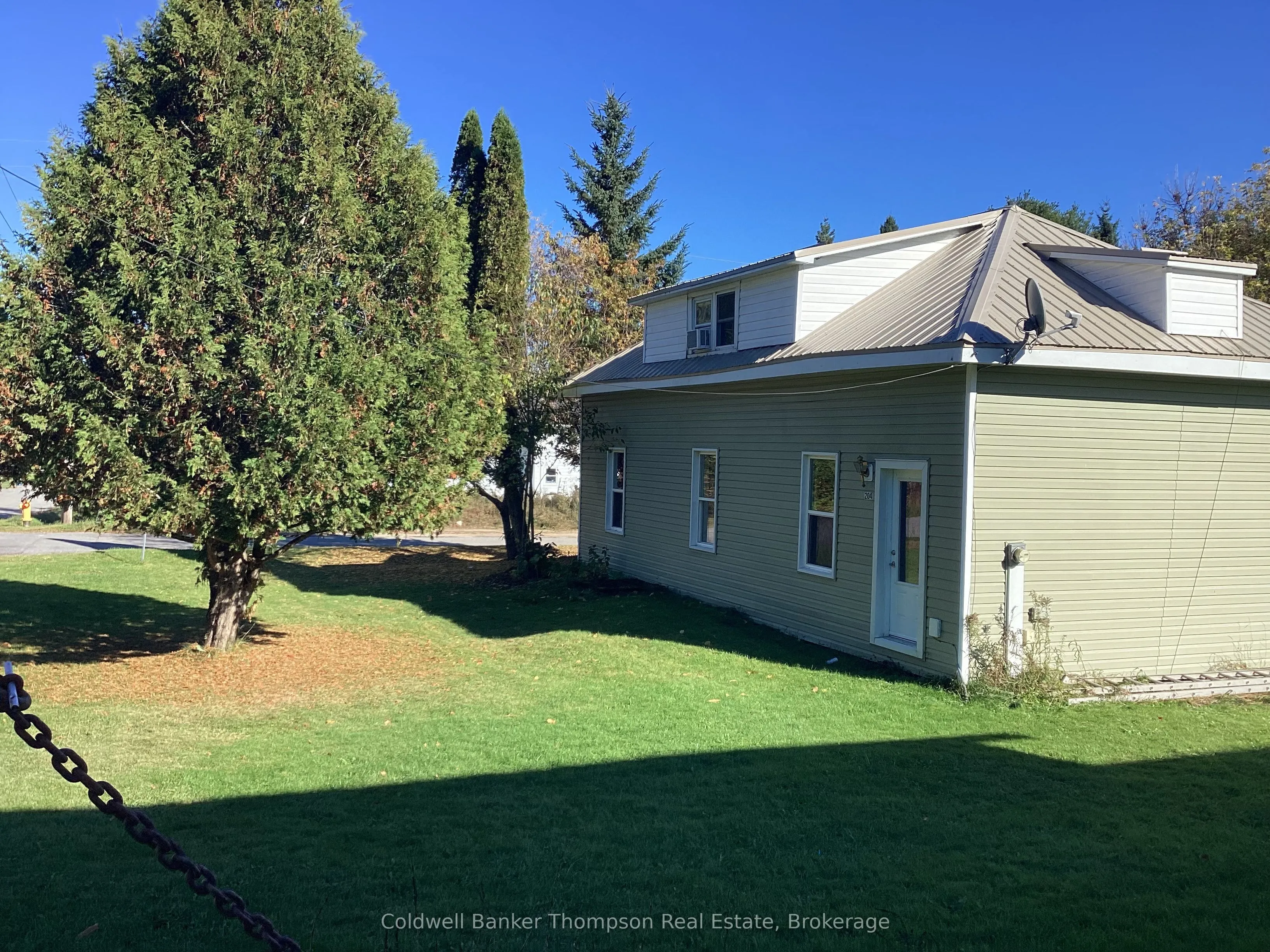 204 Queen Street