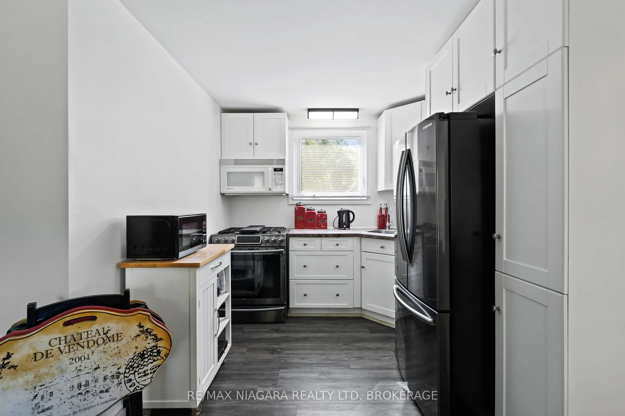 2837 Firelane 4