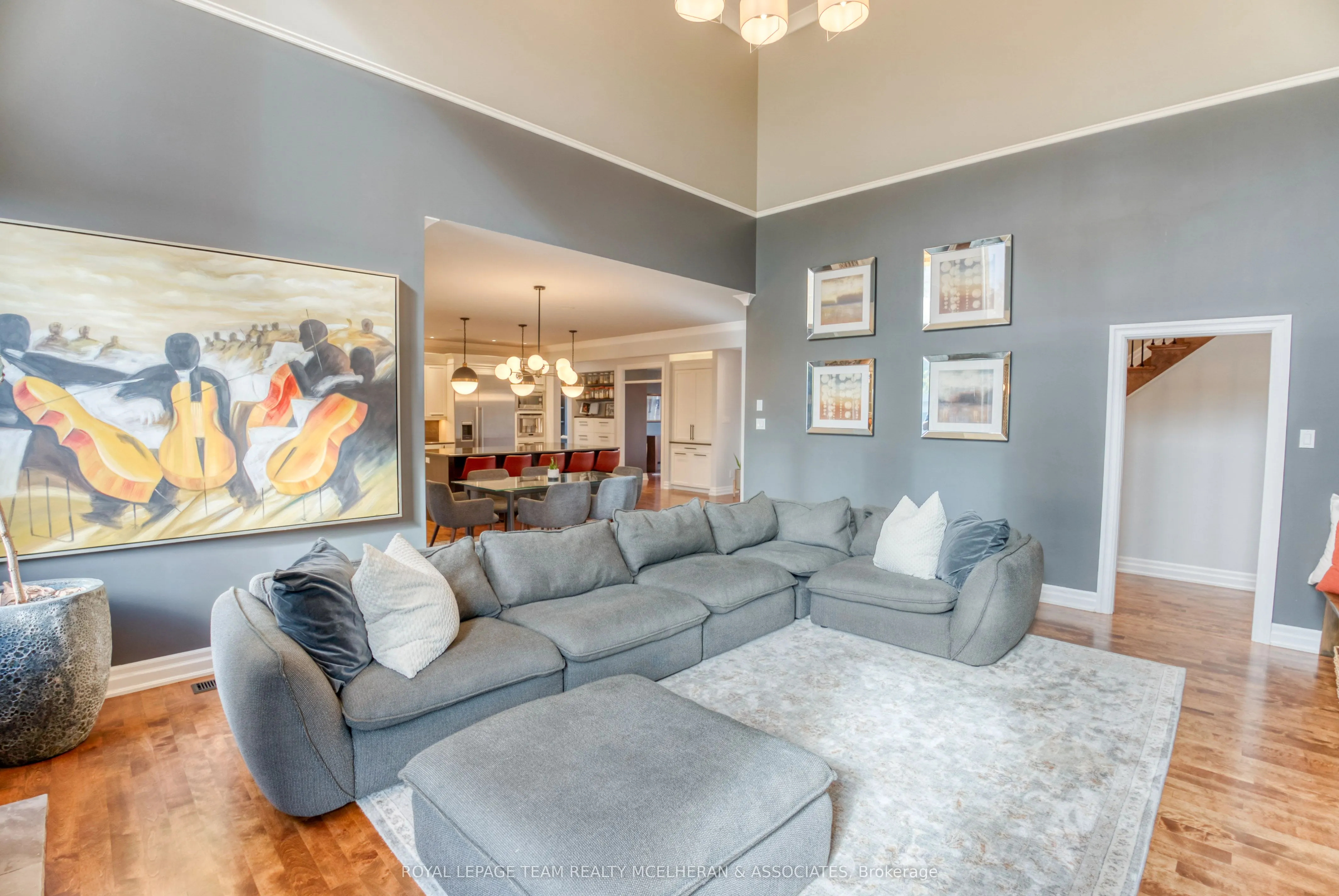 463 Lockmaster Crescent
