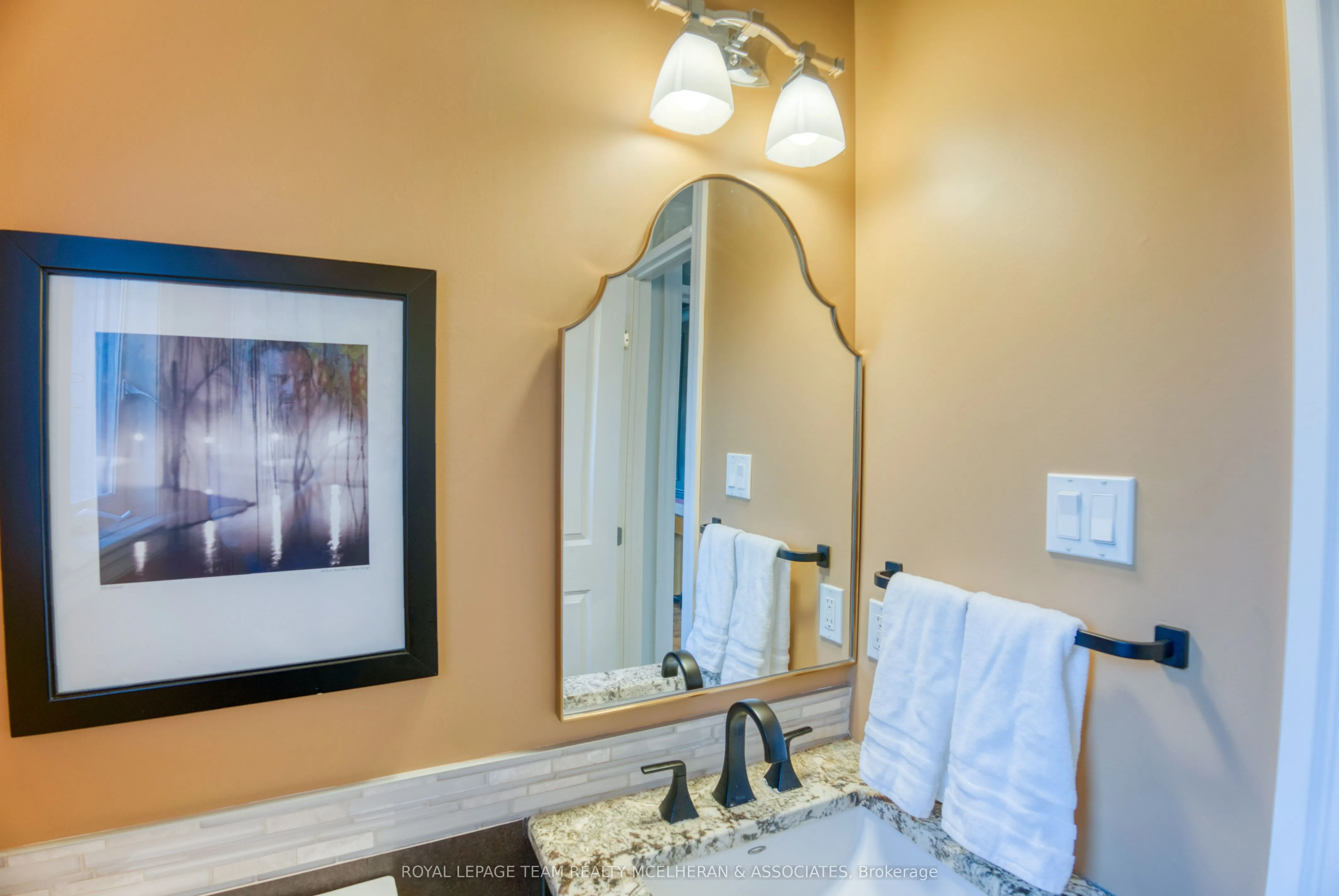 463 Lockmaster Crescent