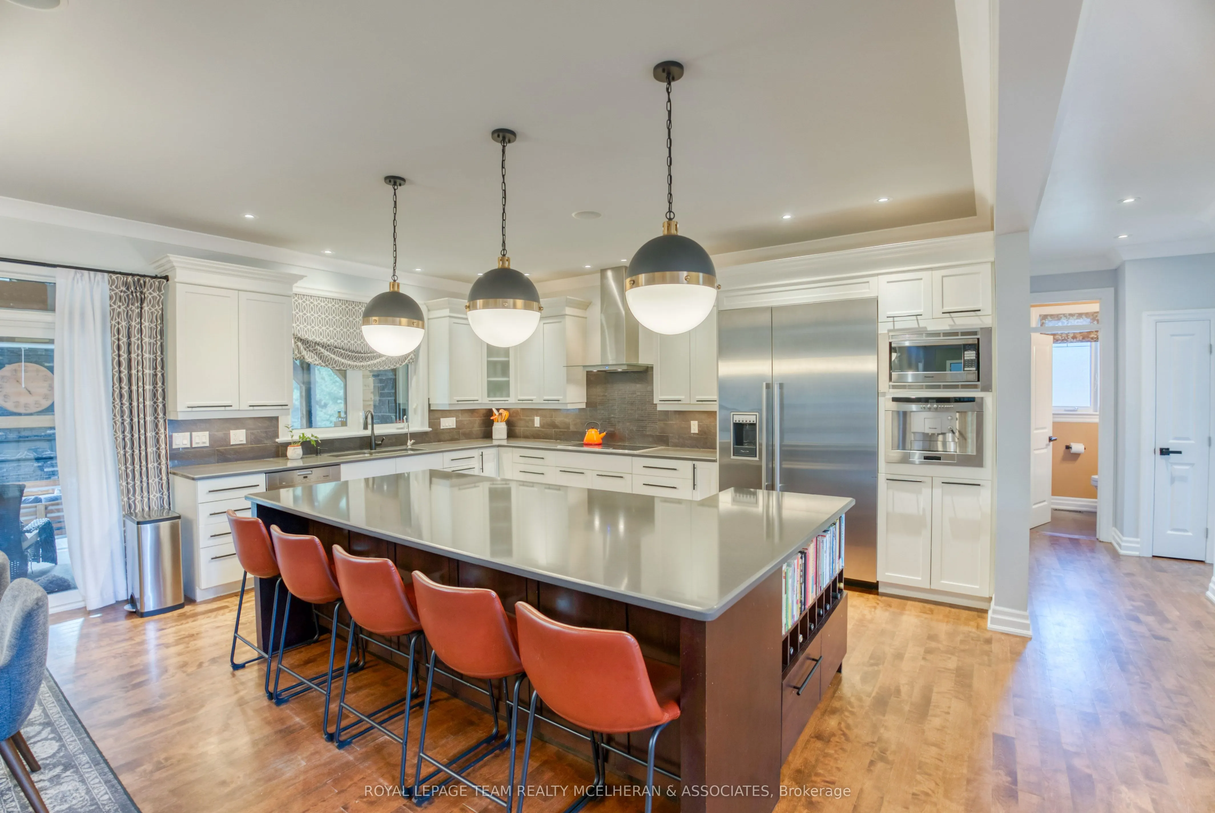 463 Lockmaster Crescent