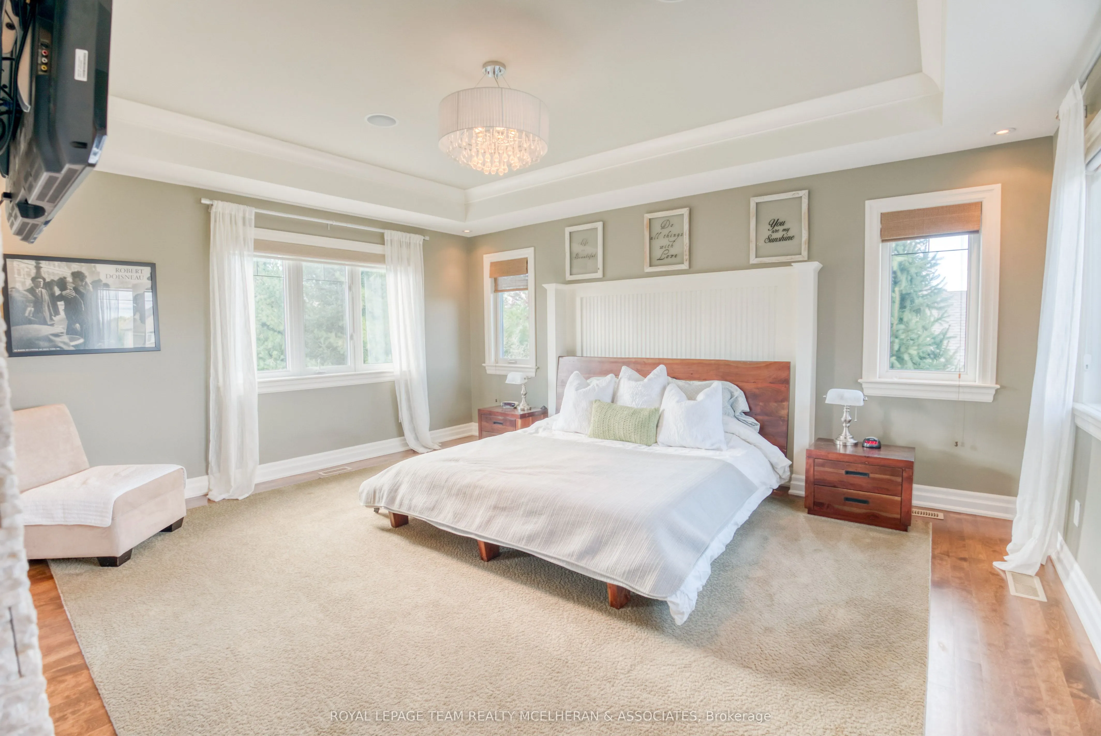 463 Lockmaster Crescent