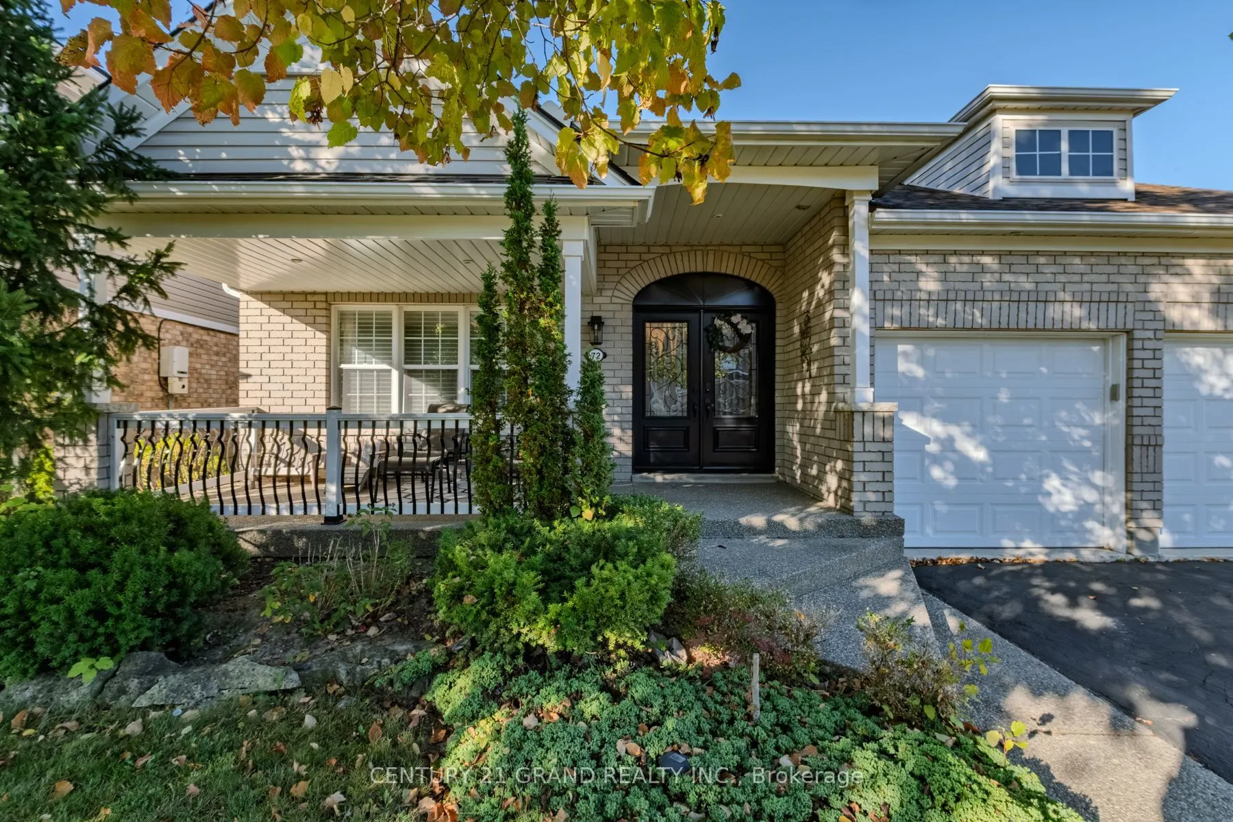 72 Hunter Way