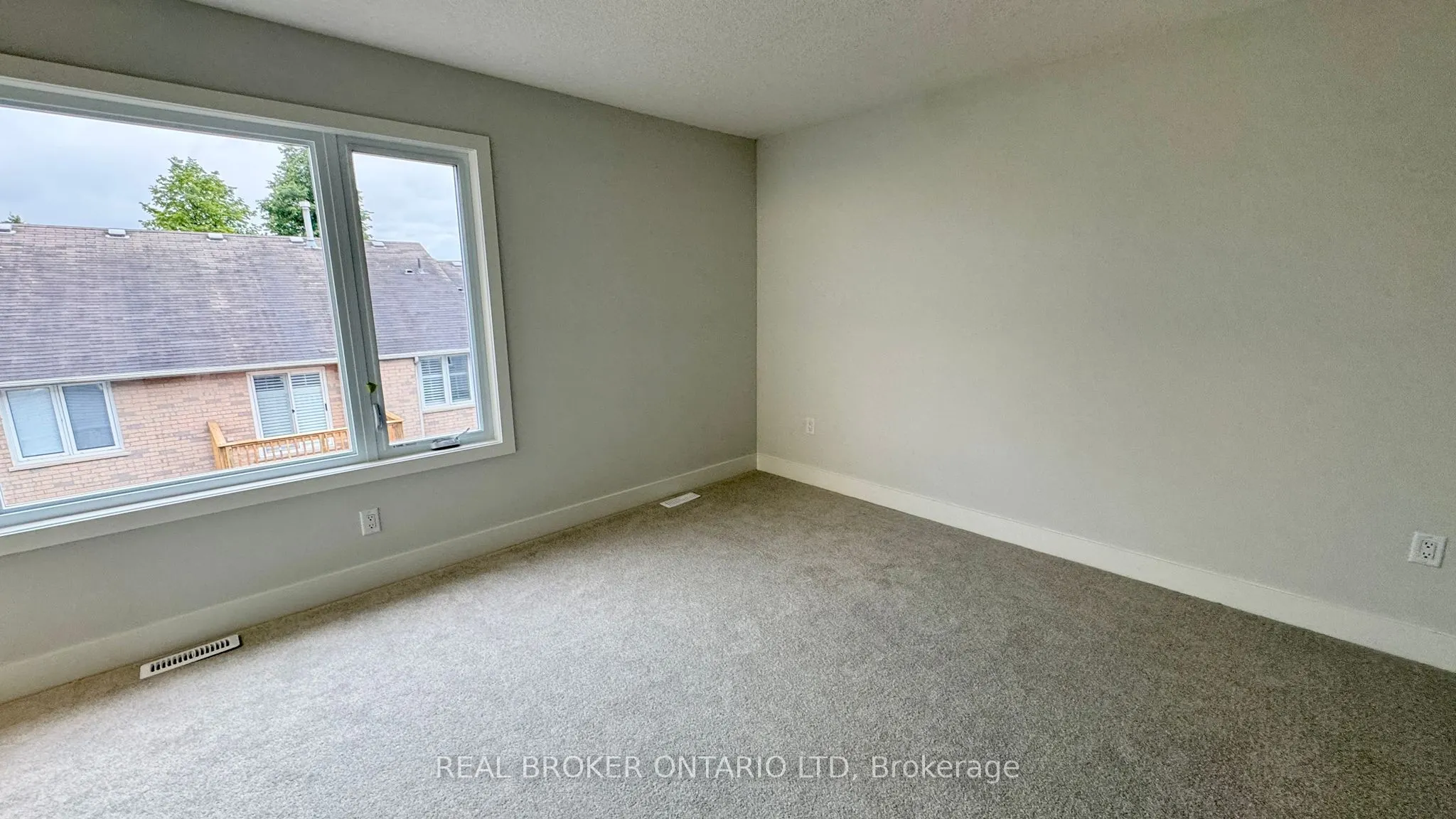 925 Deveron Crescent, #44
