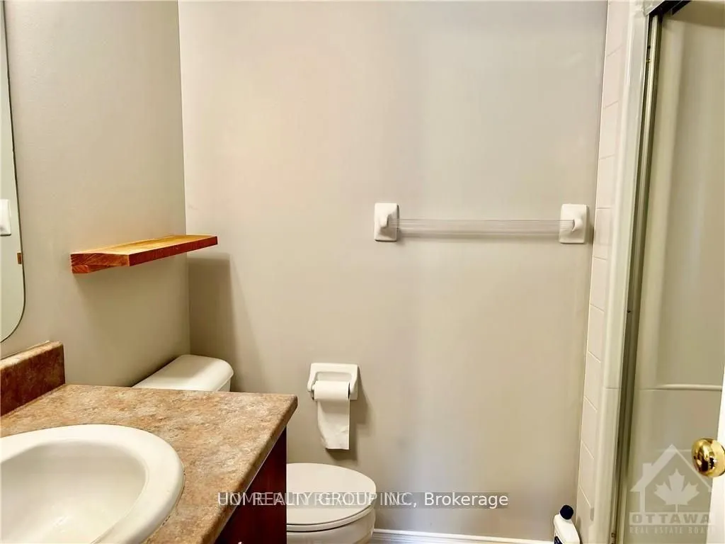 840 LONGFIELDS Drive, #20