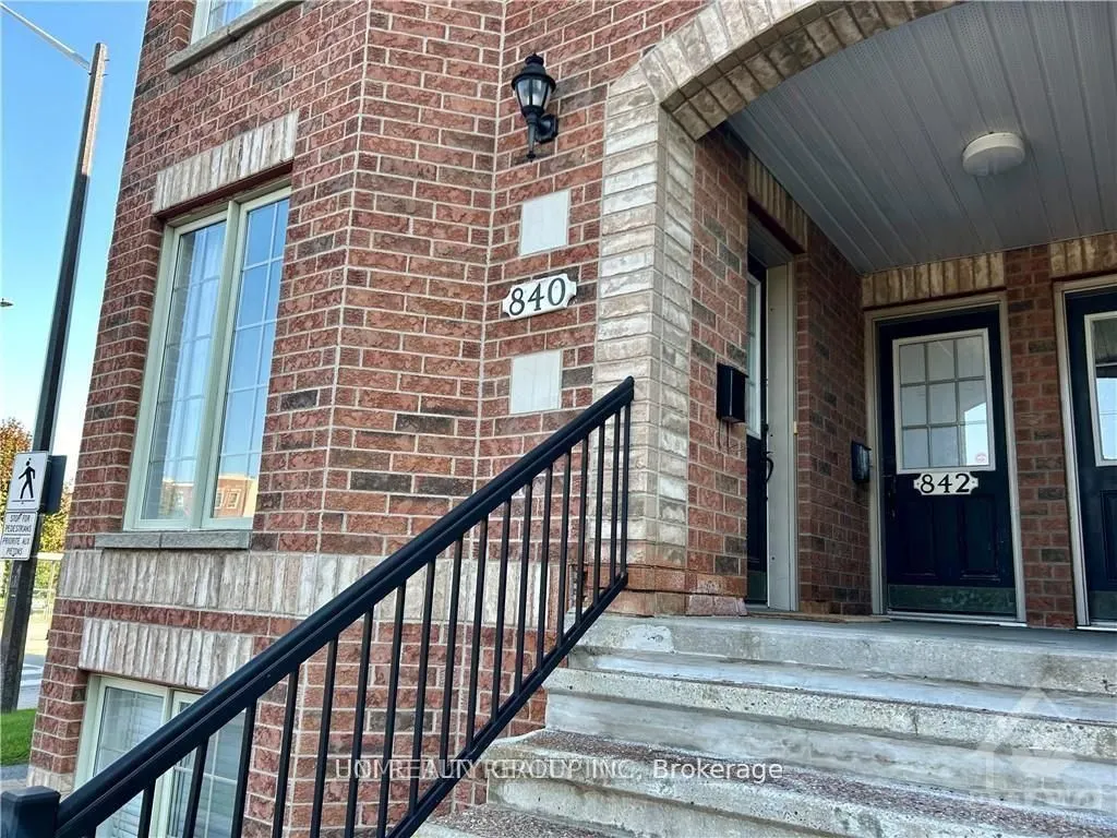 840 LONGFIELDS Drive, #20