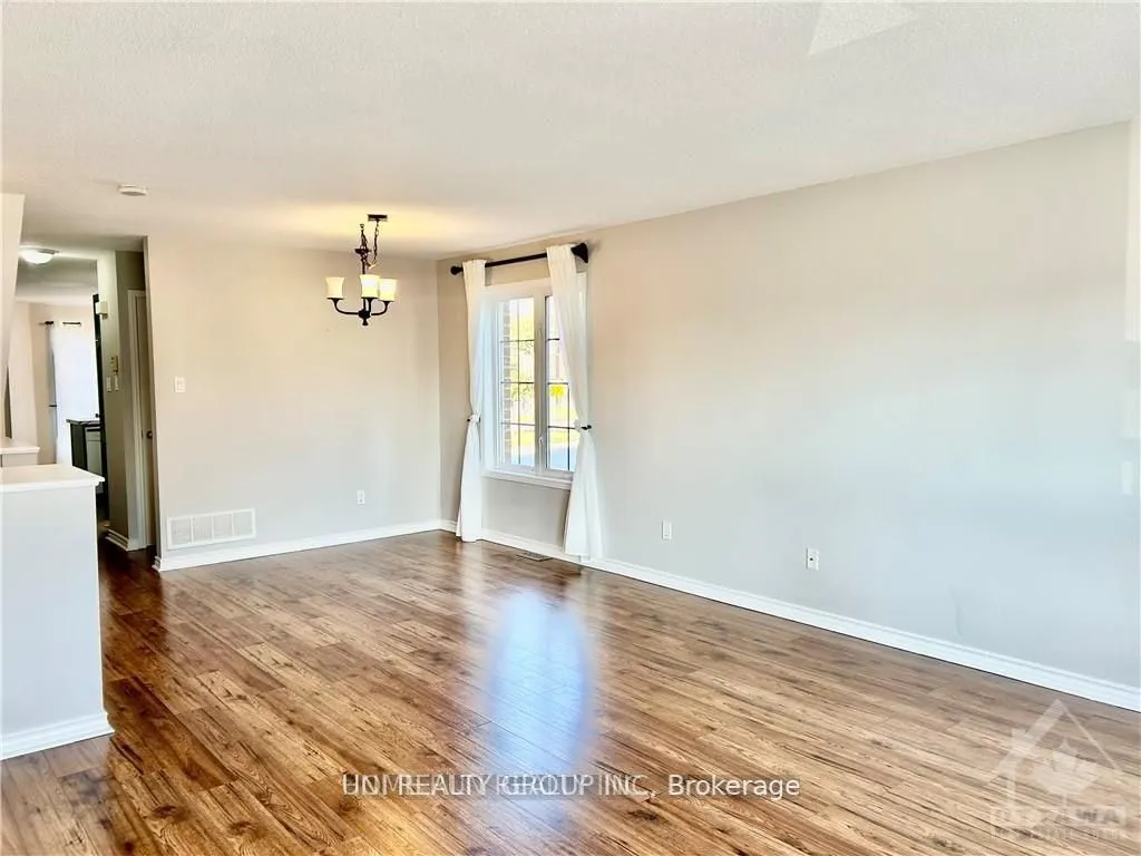 840 LONGFIELDS Drive, #20