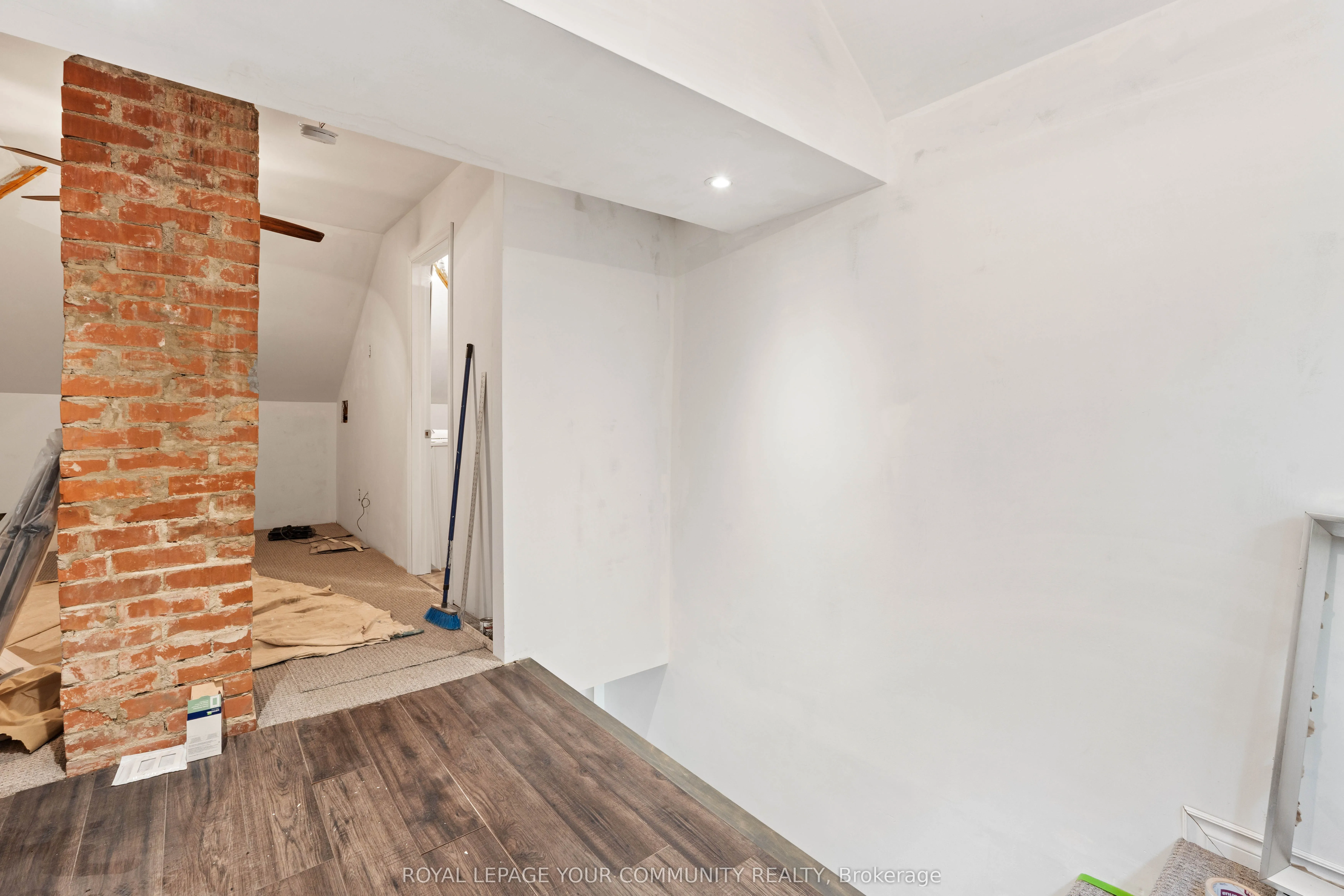 181 Burnham Street