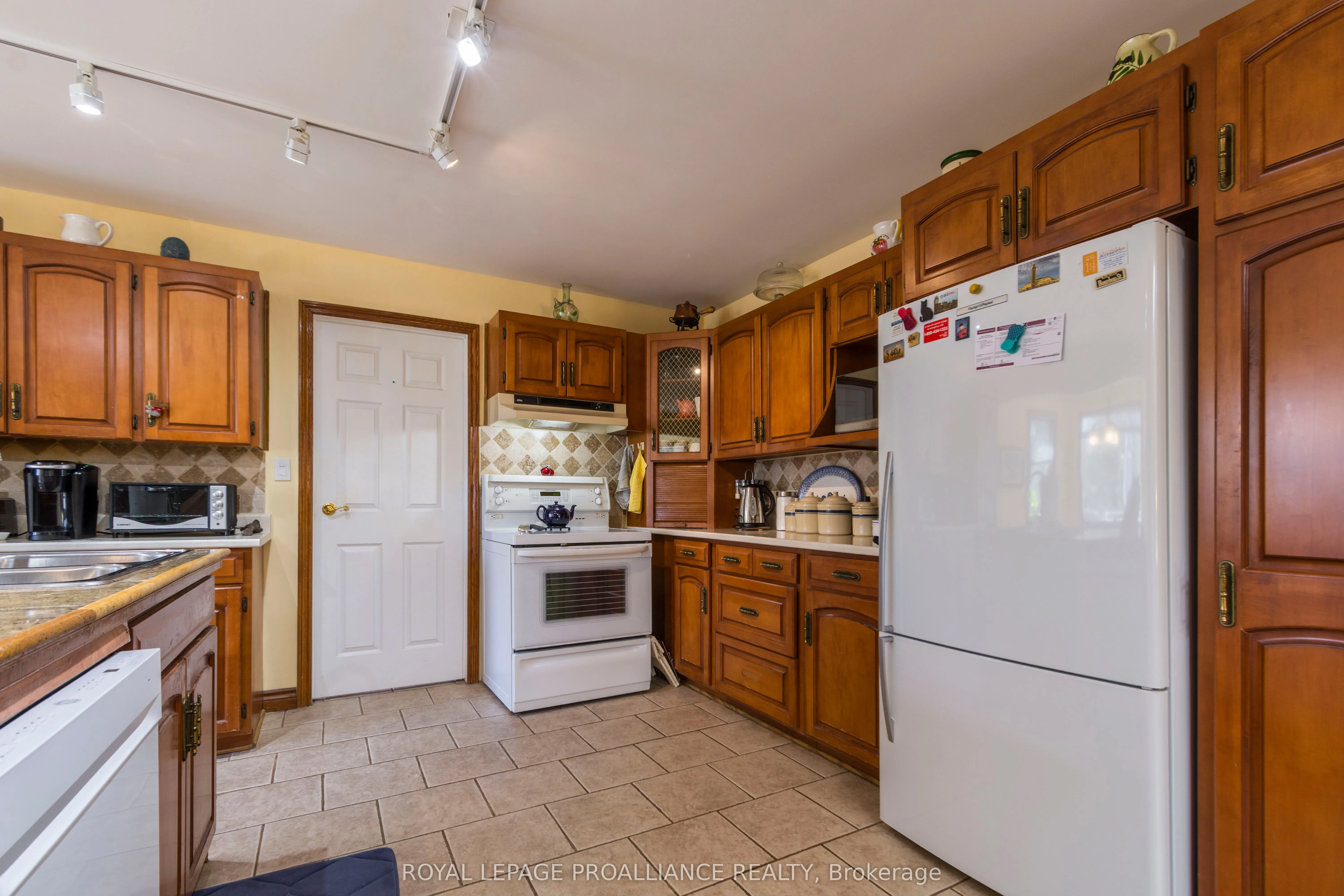7 Brintnell Boulevard
