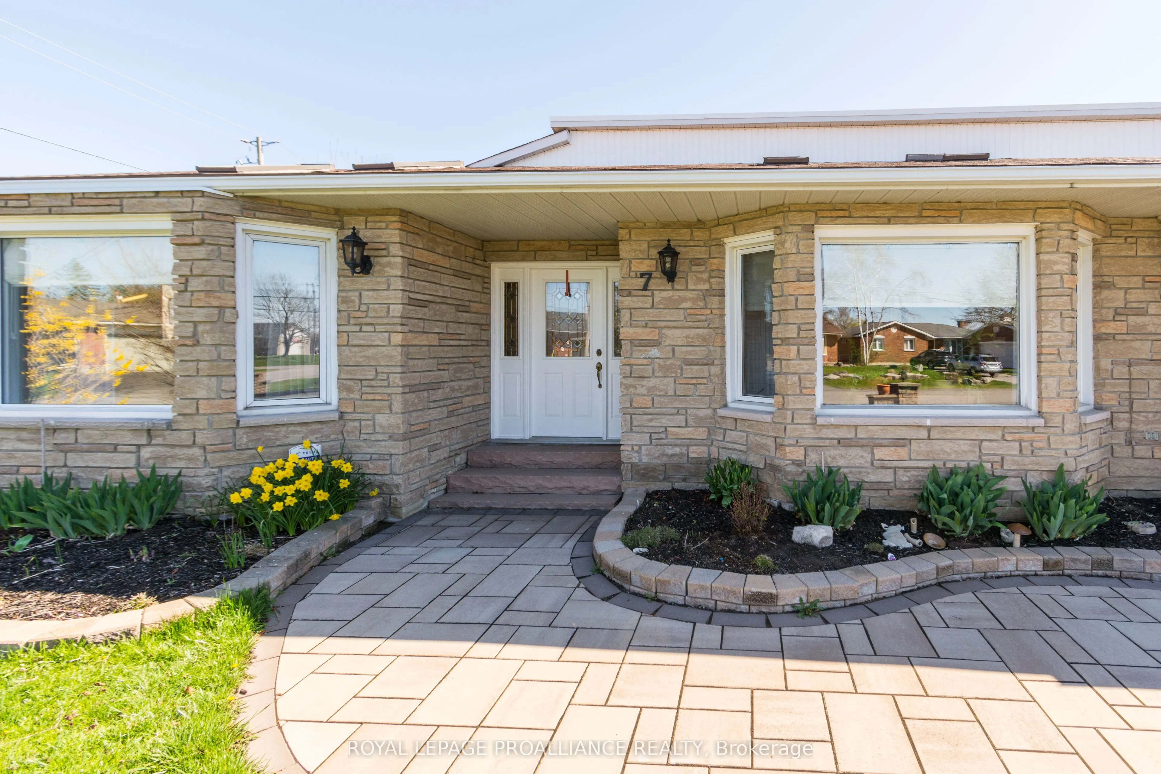 7 Brintnell Boulevard