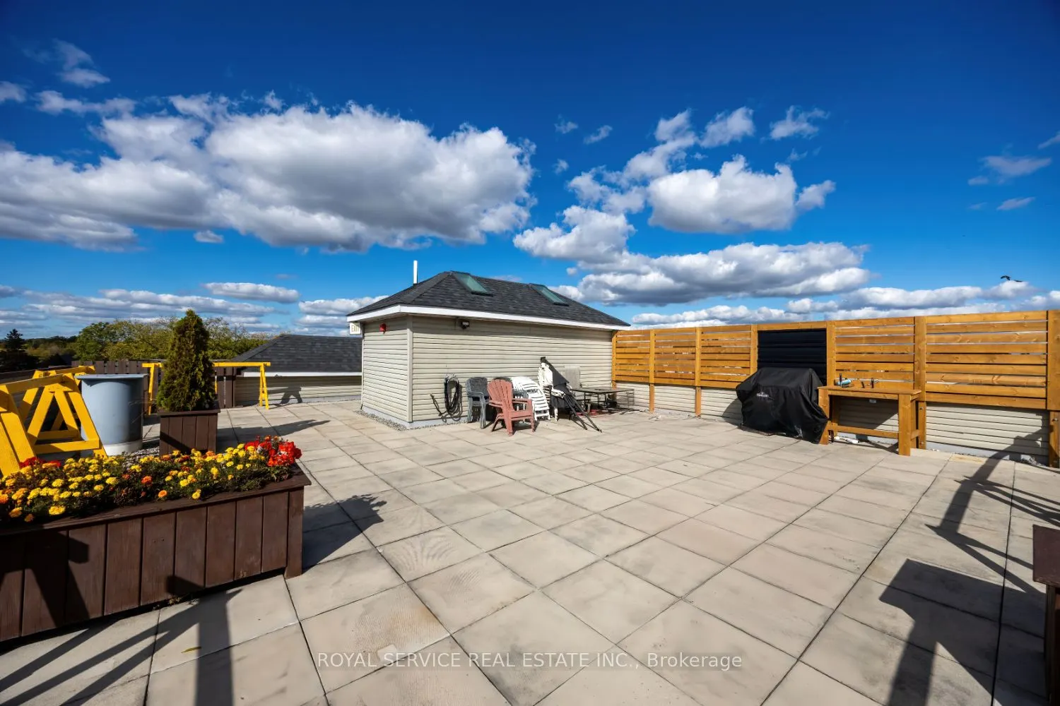 323 George Street, #103