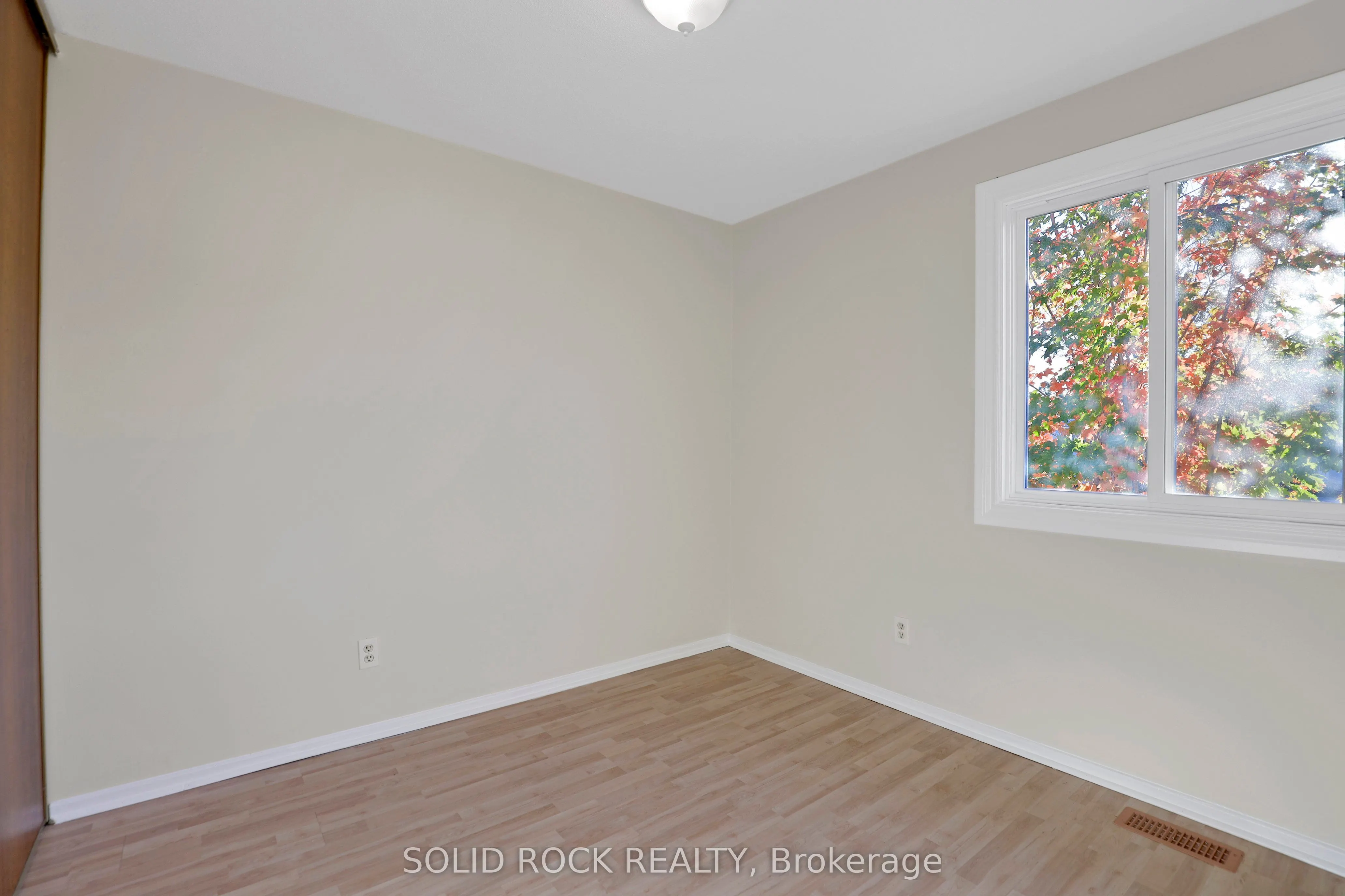 35 Thistledown Court, #18