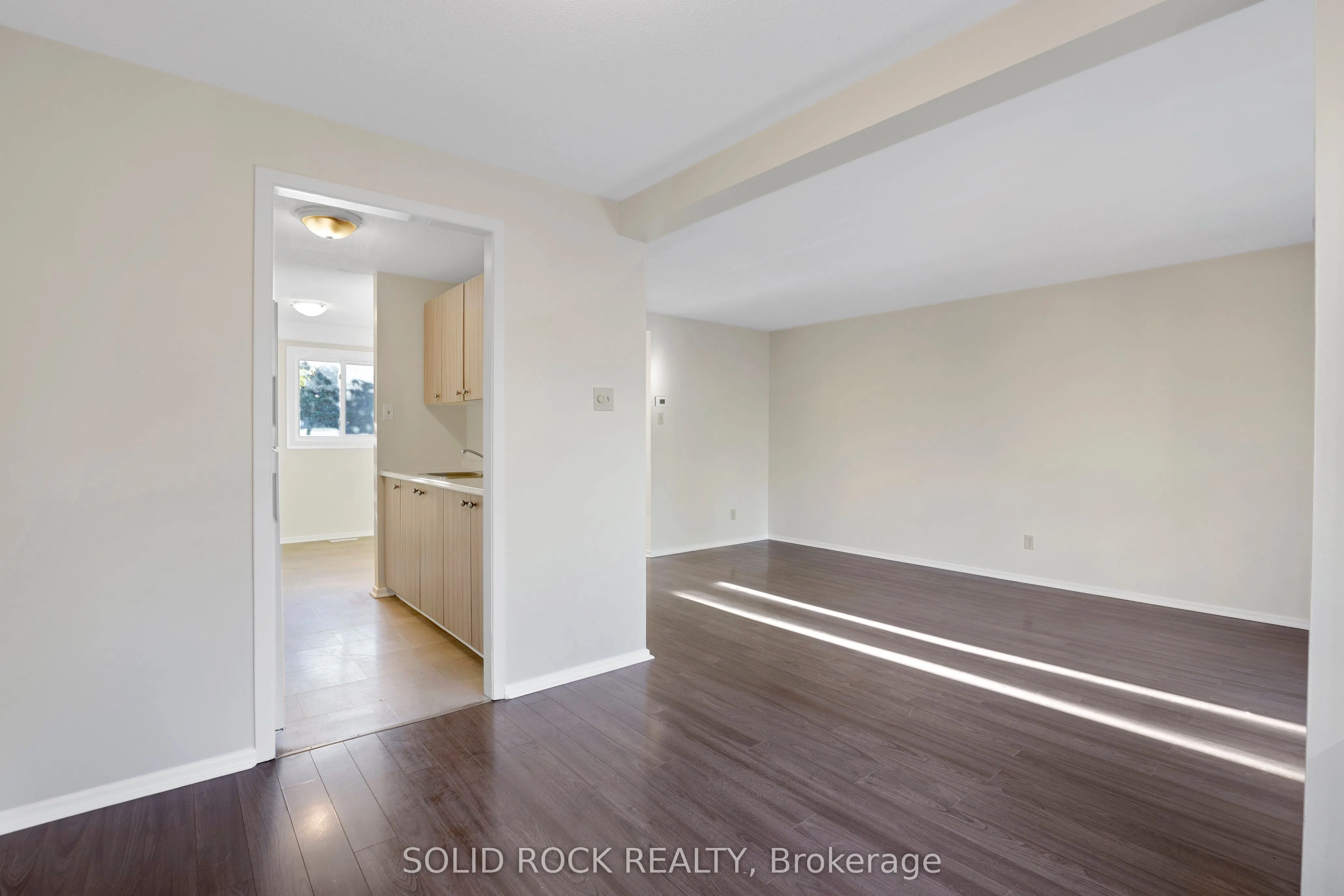 35 Thistledown Court, #18