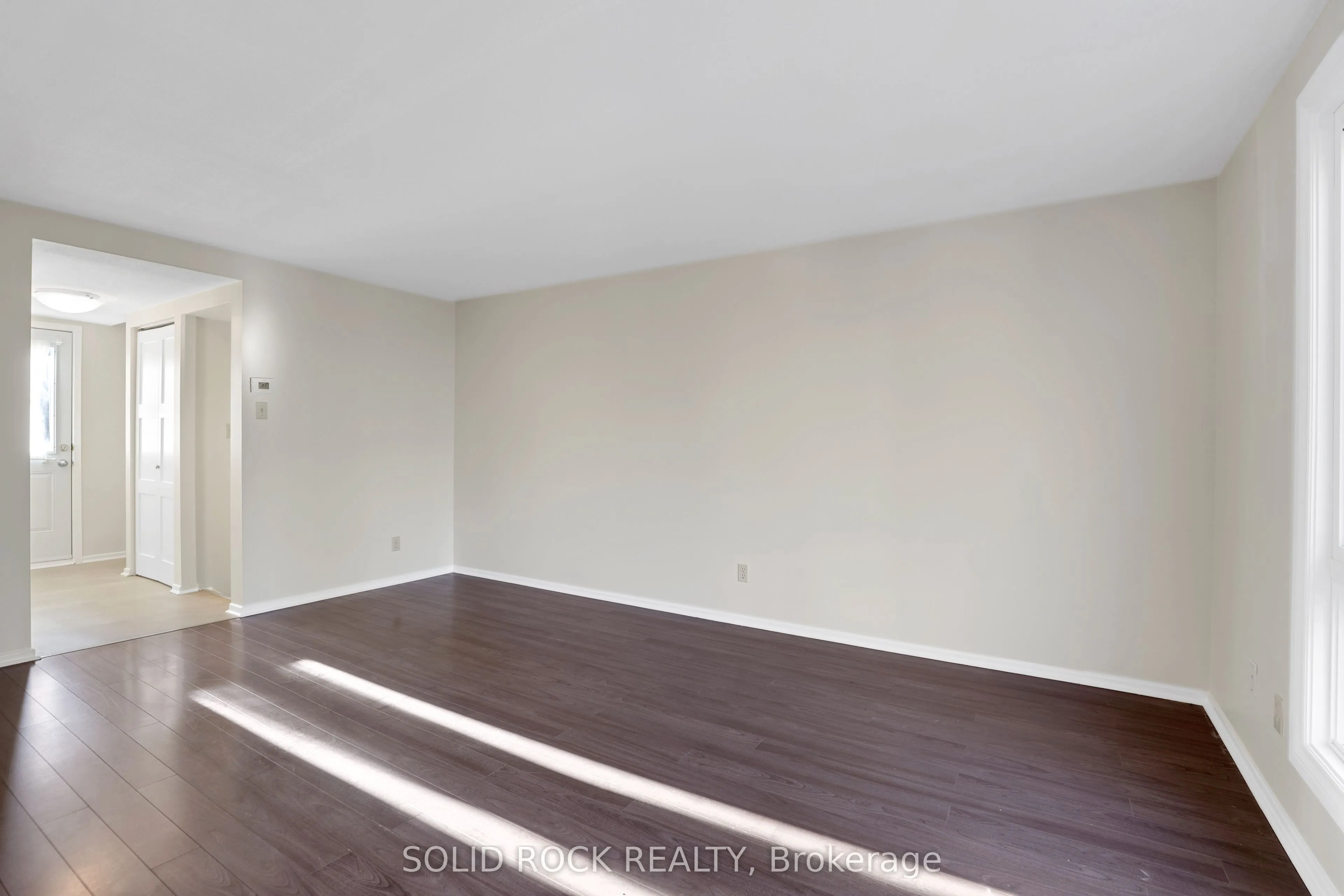 35 Thistledown Court, #18