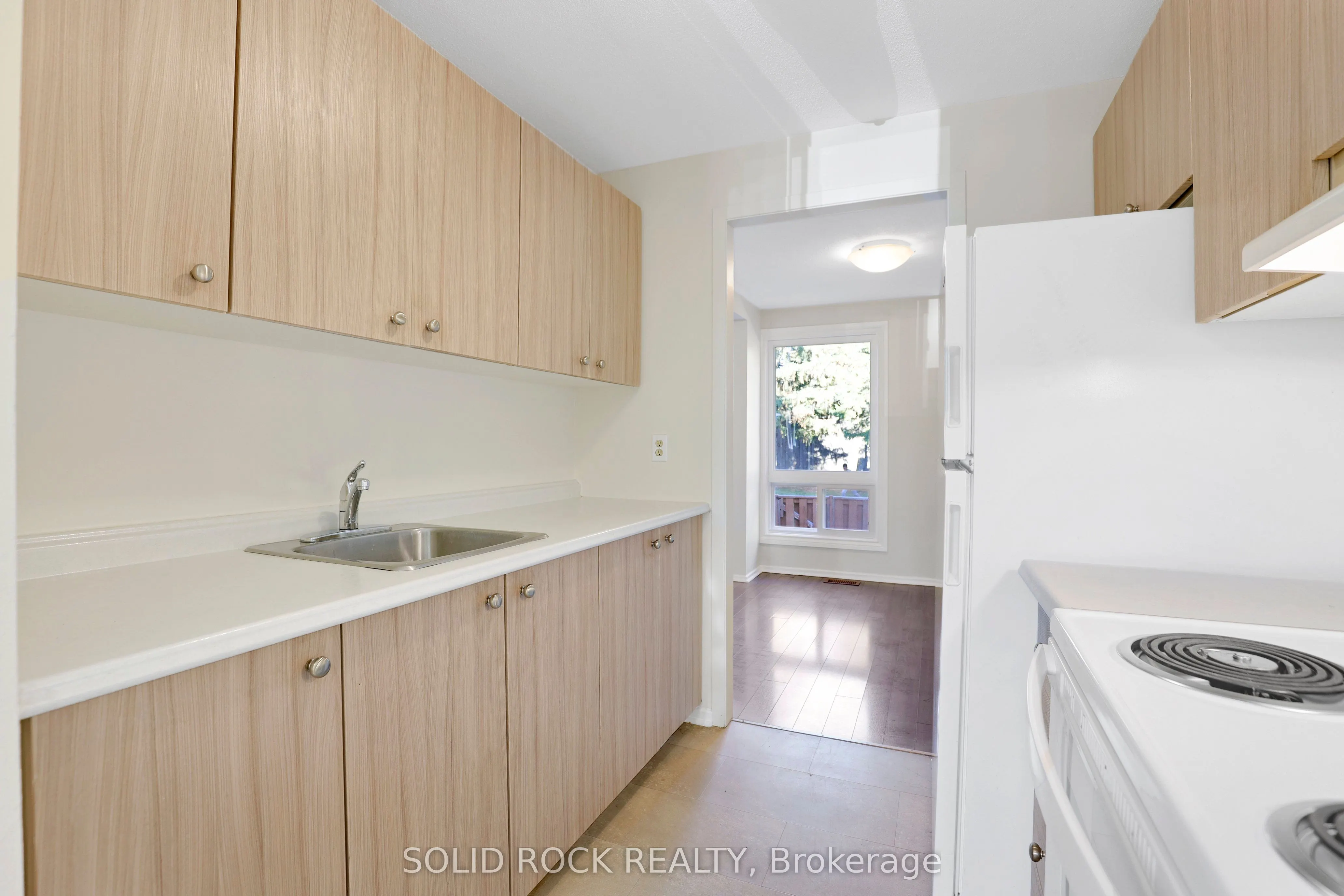 35 Thistledown Court, #18