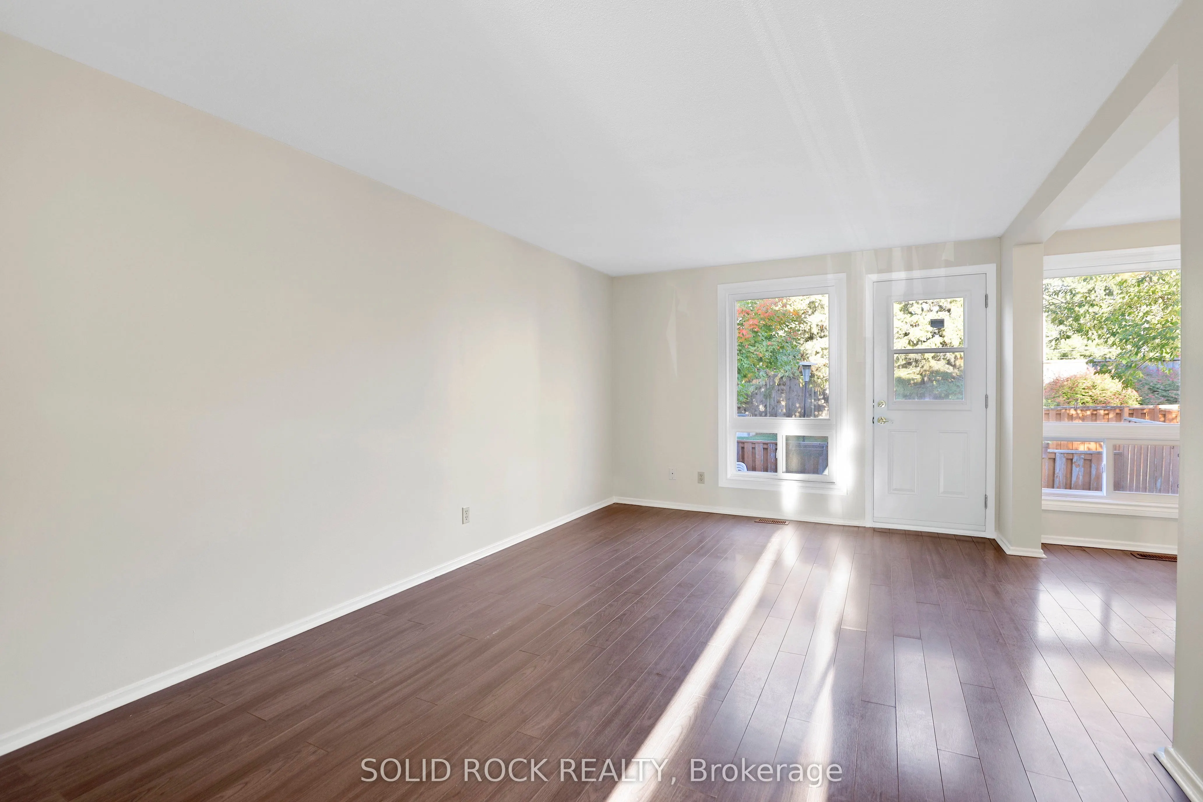 35 Thistledown Court, #18