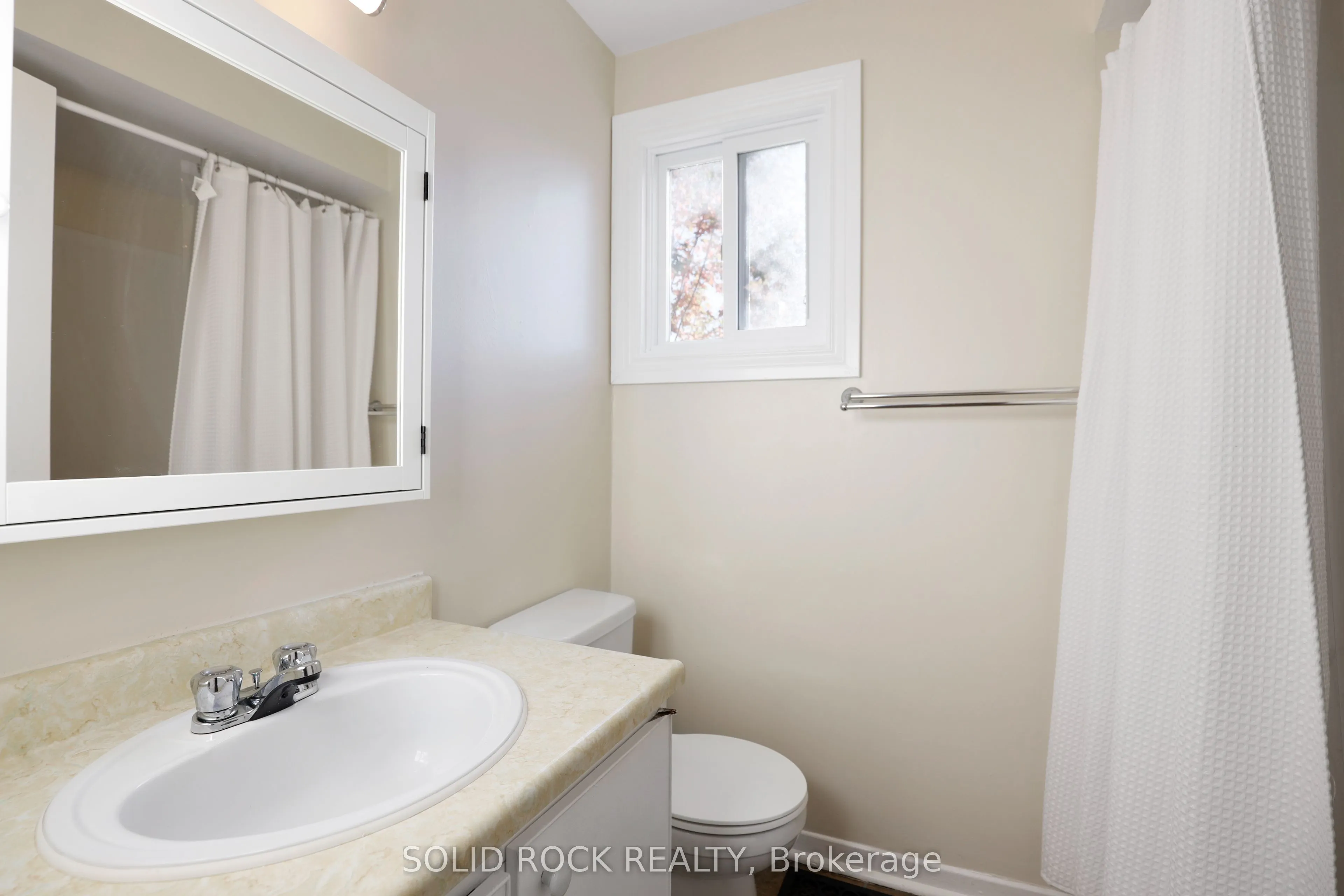 35 Thistledown Court, #18