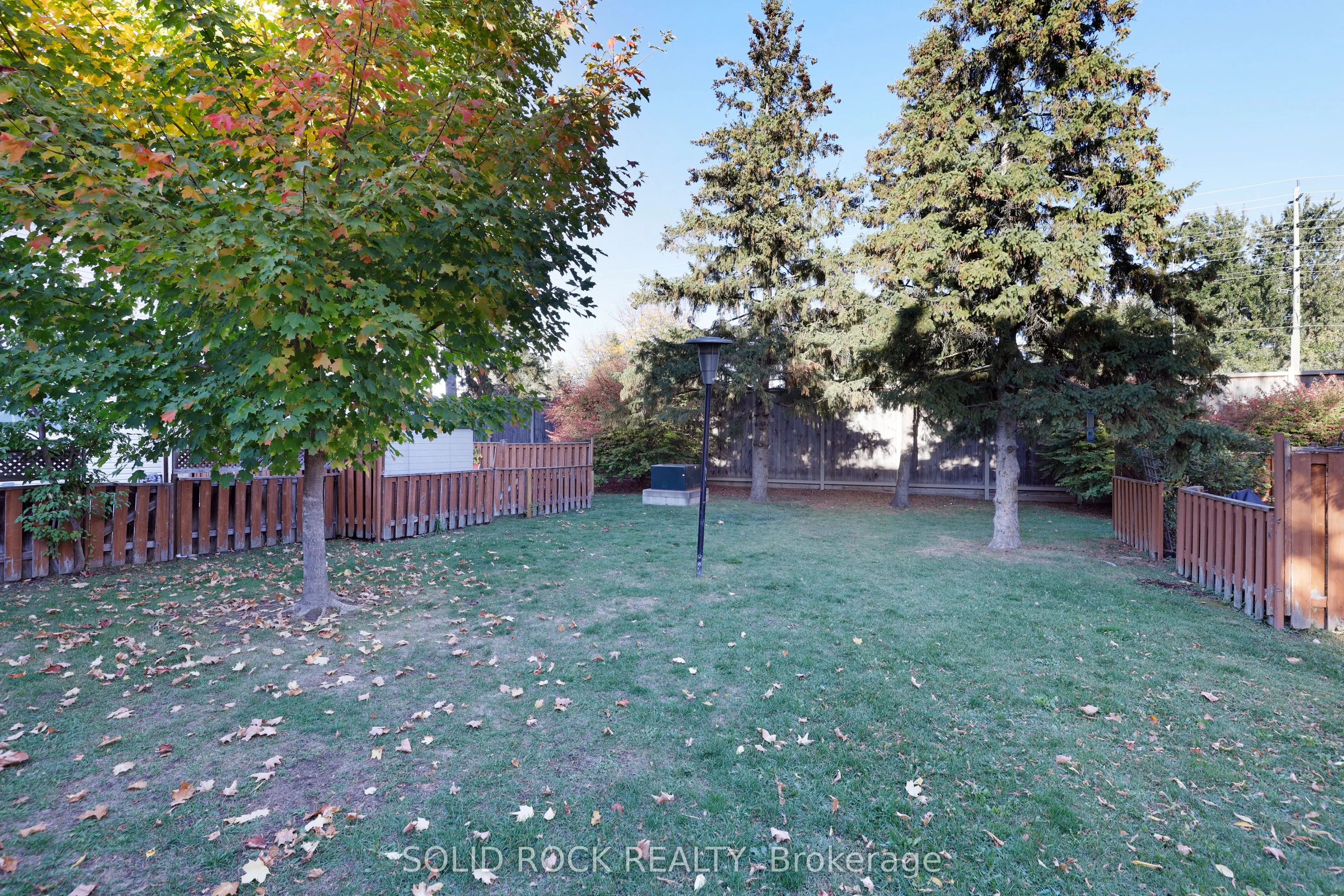 35 Thistledown Court, #18