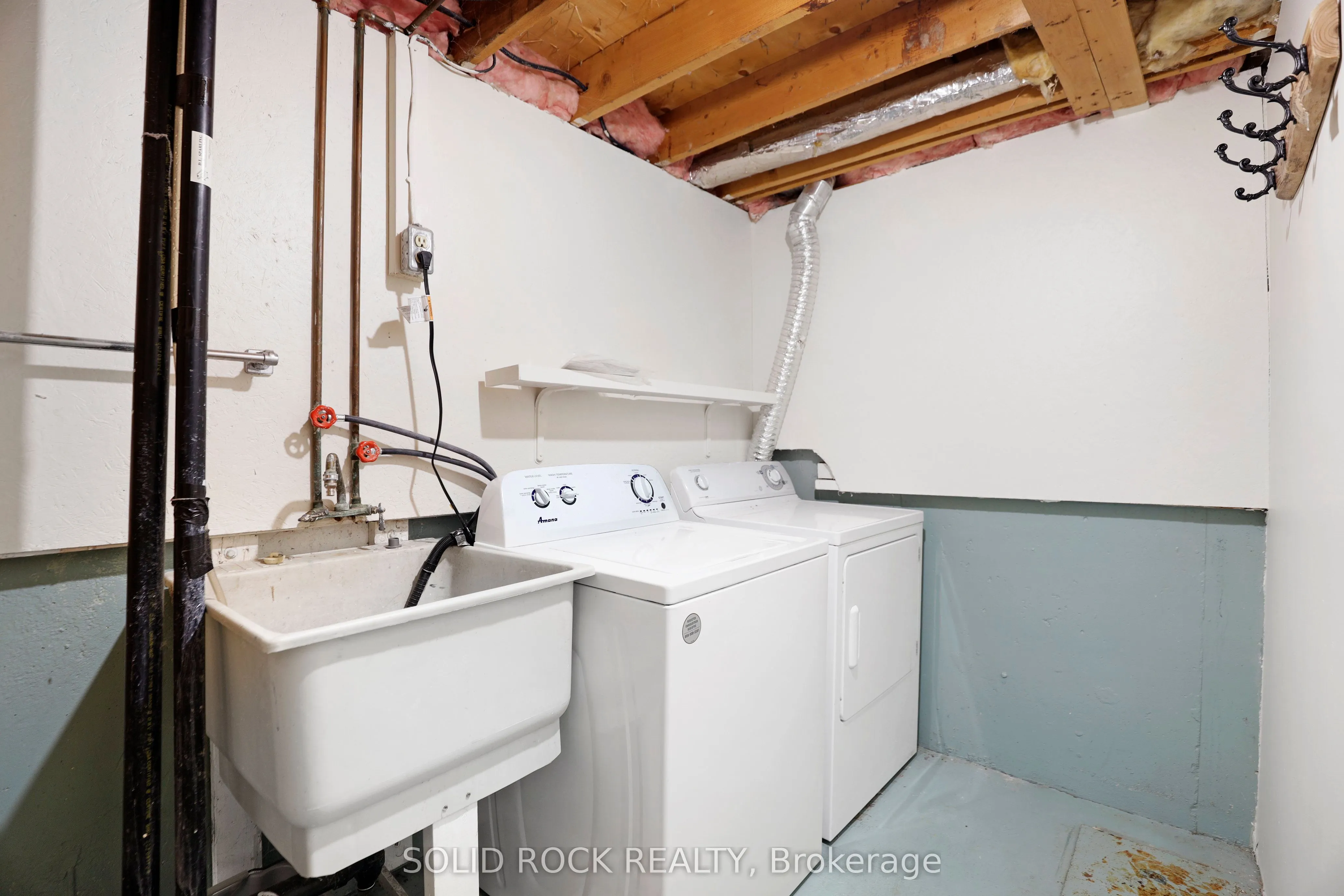 35 Thistledown Court, #18