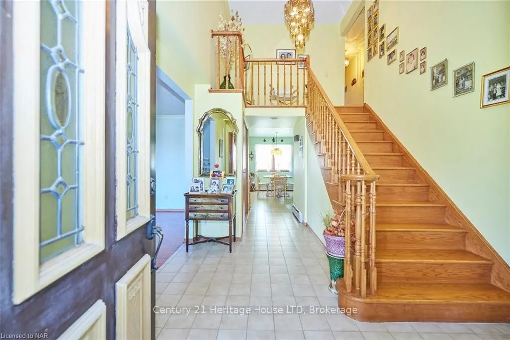 191 CAIRNS Crescent