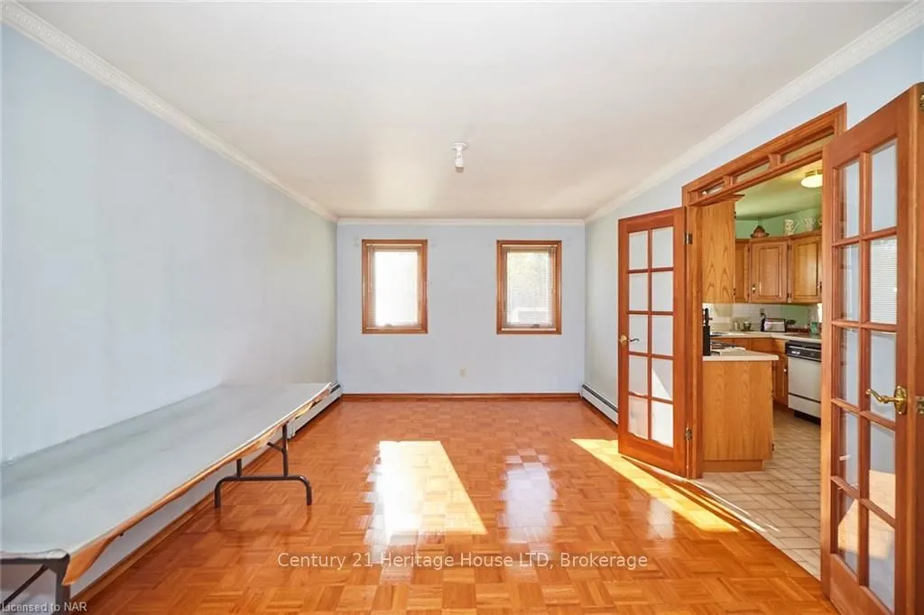 191 CAIRNS Crescent