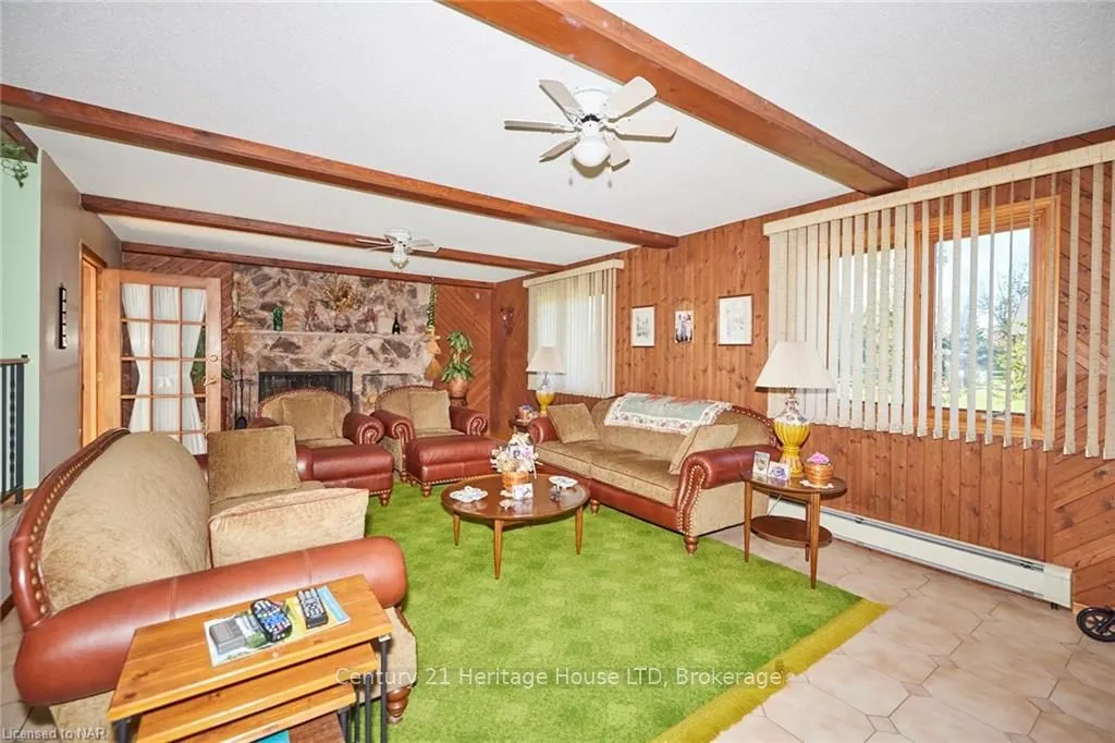 191 CAIRNS Crescent