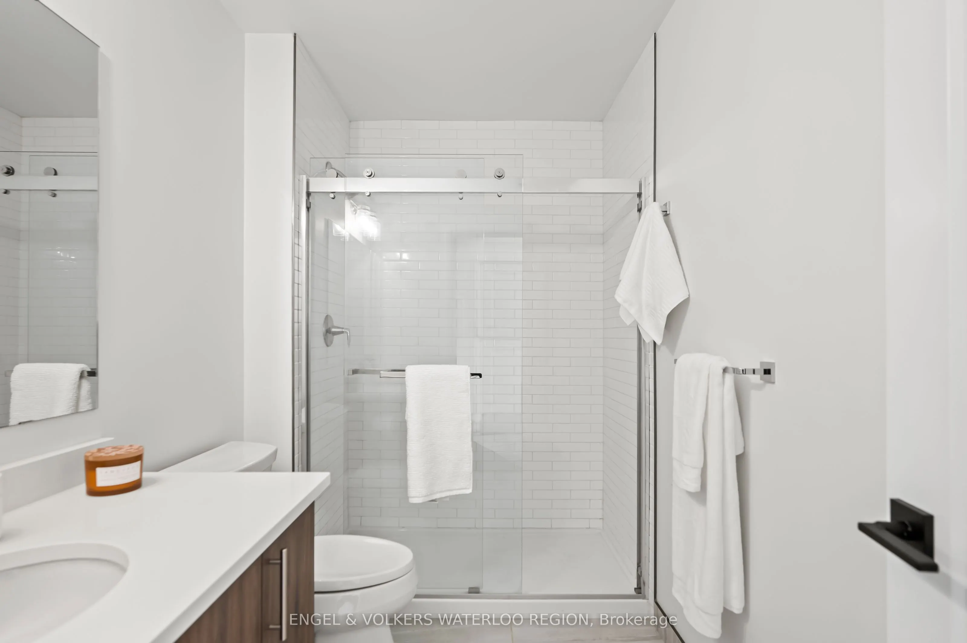 19 Guelph Avenue, #207